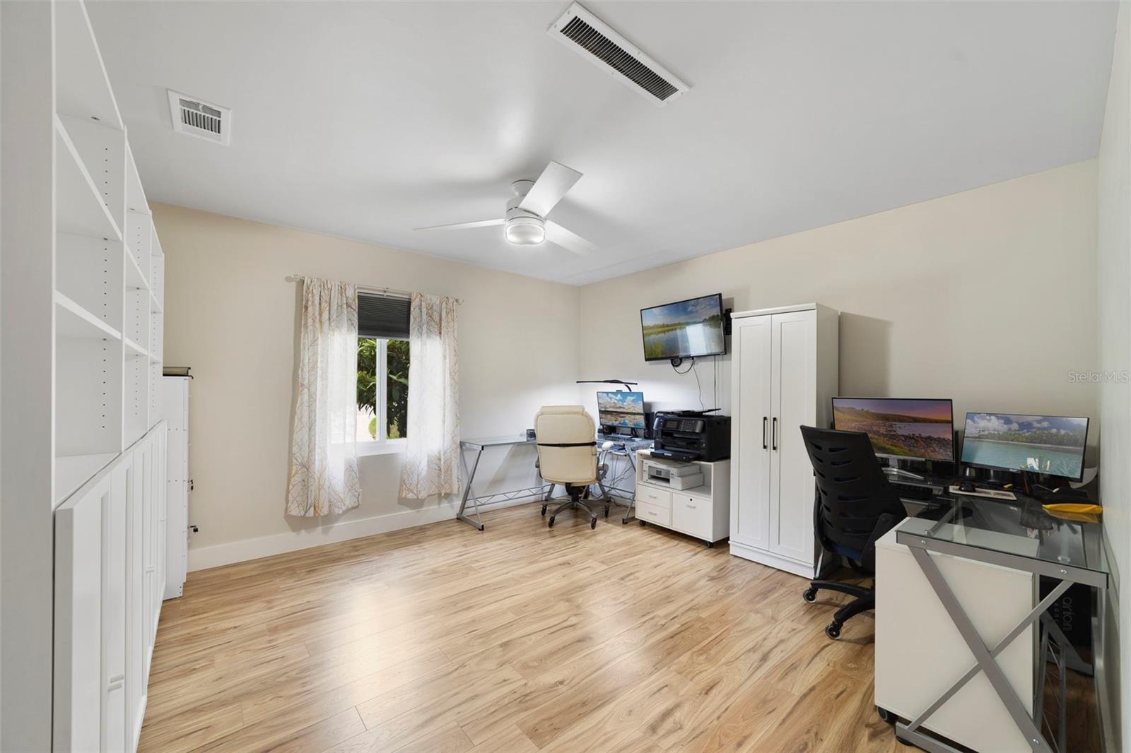 O6391349 Property Photo