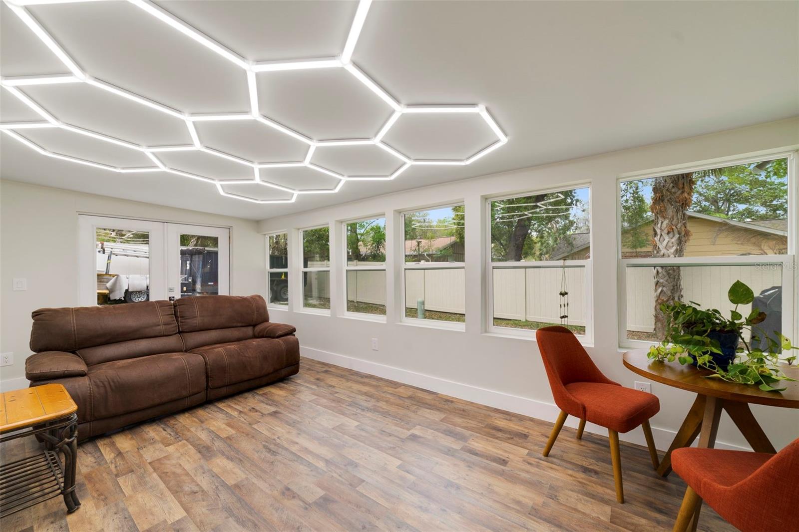 O6391349 Property Photo