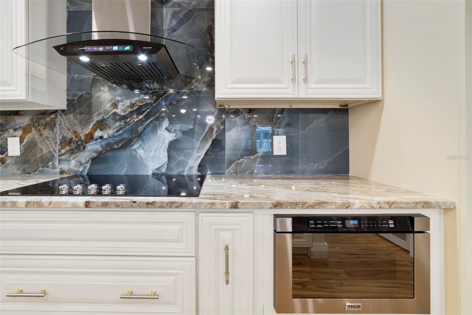 O6391349 Property Photo