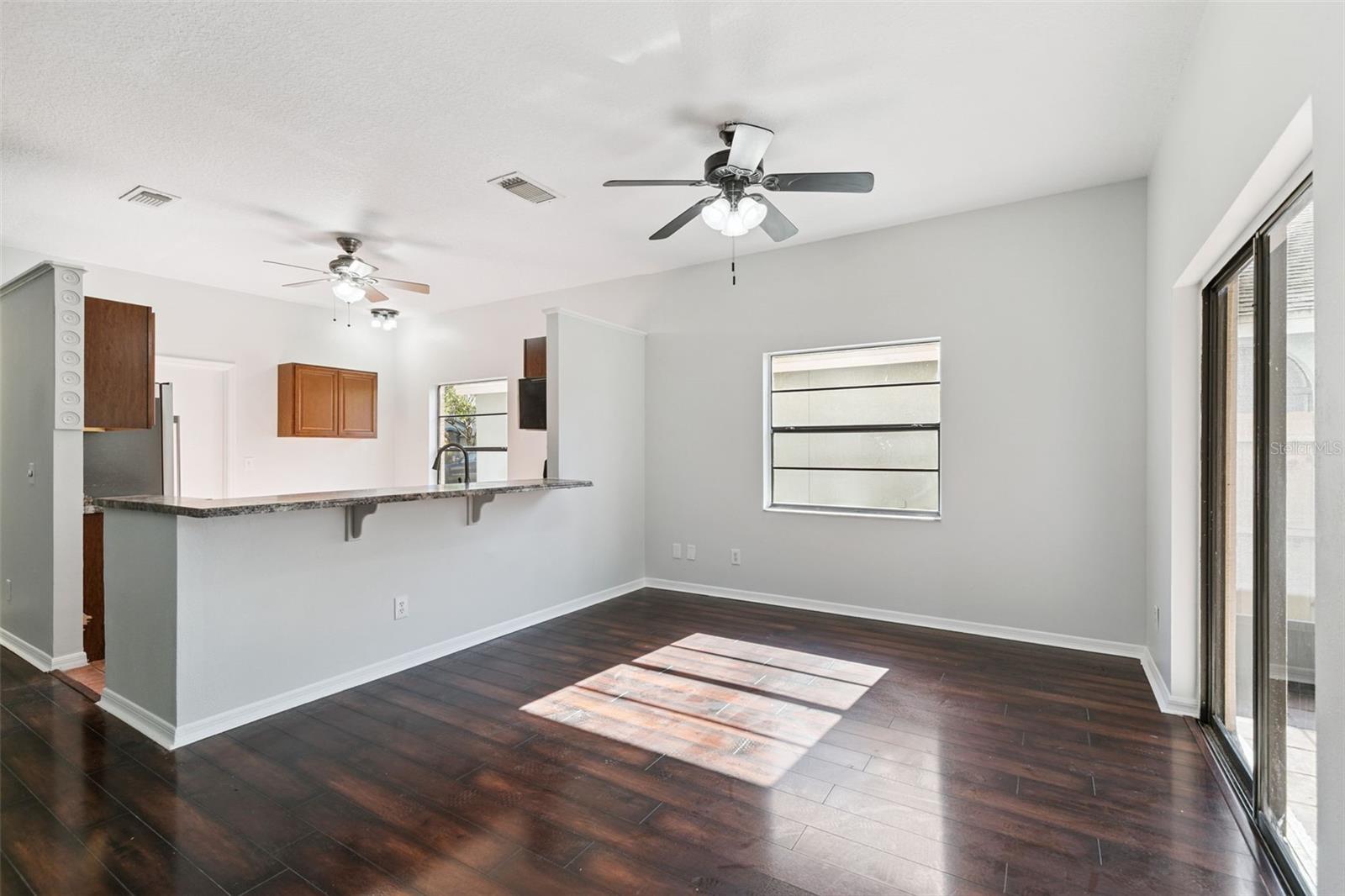 1046 WHITTIER CIR, OVIEDO, FL, 32765