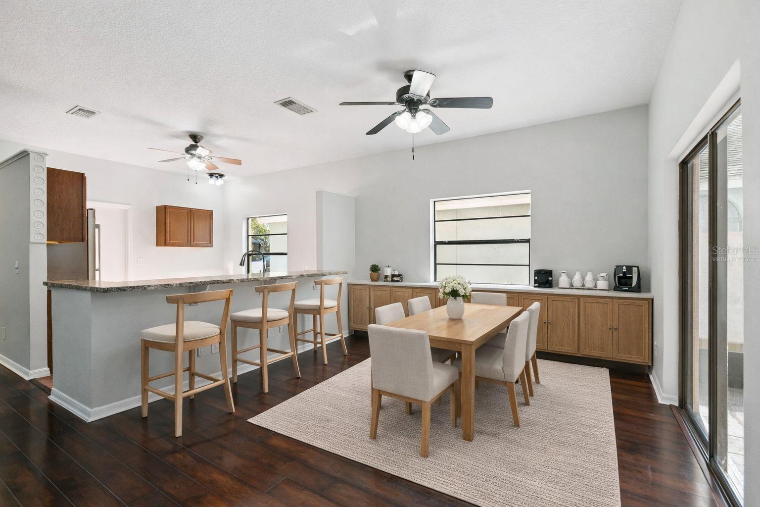 1046 WHITTIER CIR, OVIEDO, FL, 32765
