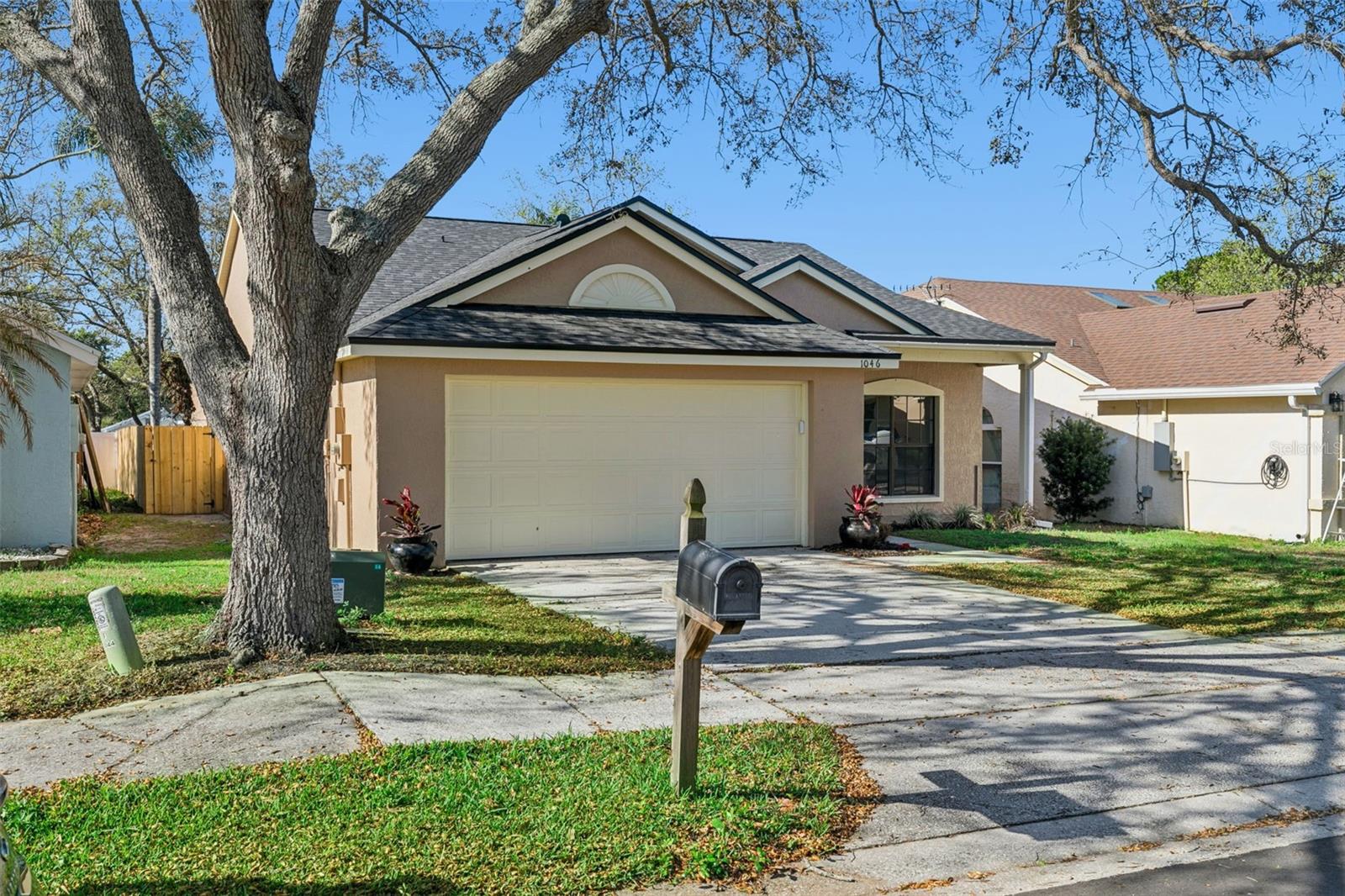 1046 WHITTIER CIR, OVIEDO, FL, 32765