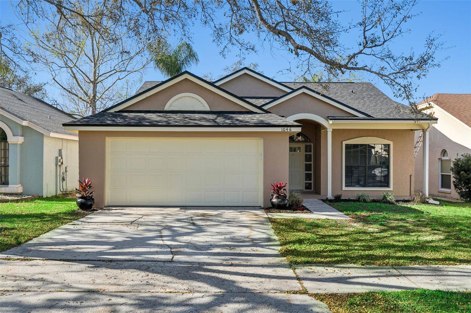 1046 WHITTIER CIR, OVIEDO, FL, 32765
