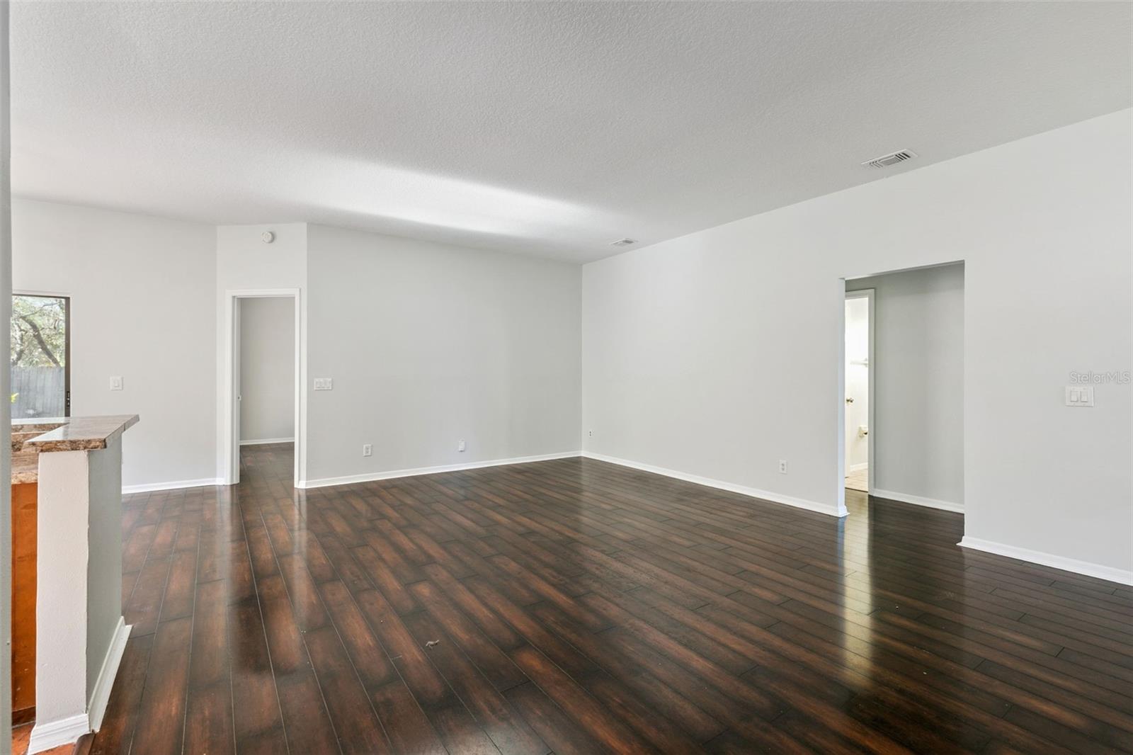 1046 WHITTIER CIR, OVIEDO, FL, 32765