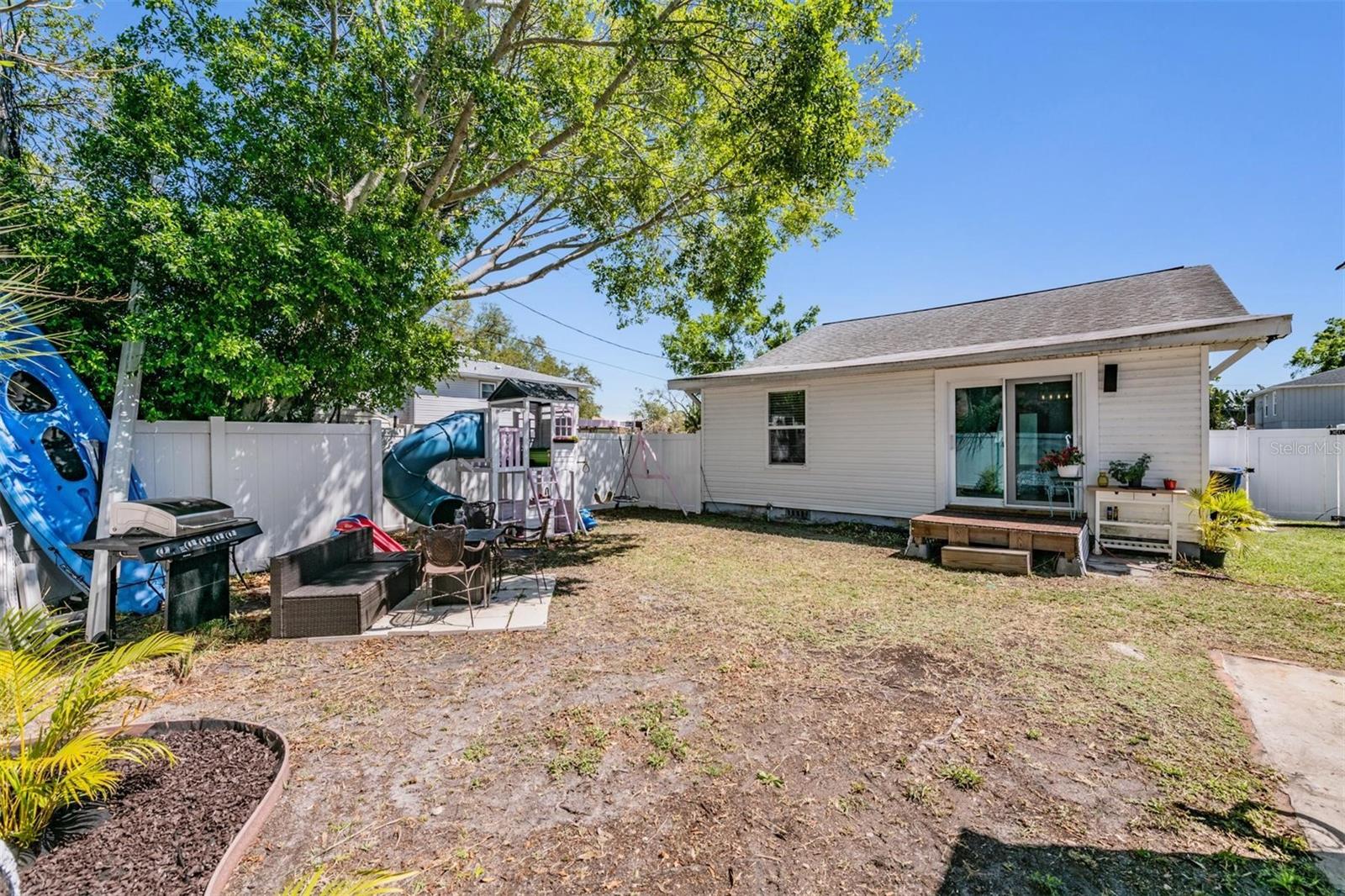 1875 MICHIGAN AVE NE, ST PETERSBURG, FL, 33703