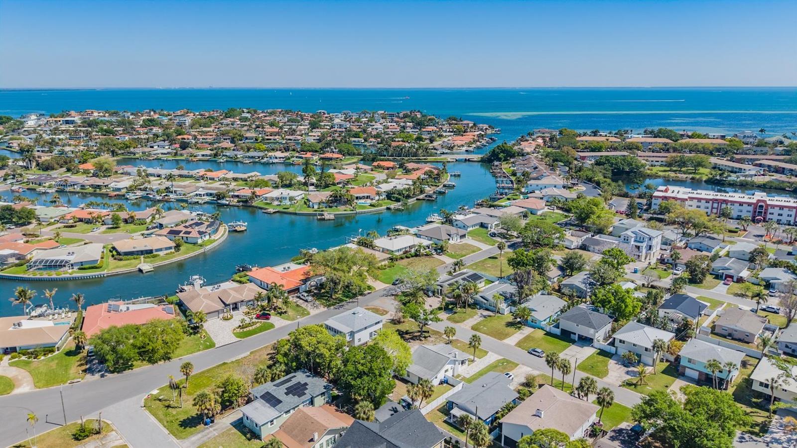 1875 MICHIGAN AVE NE, ST PETERSBURG, FL, 33703