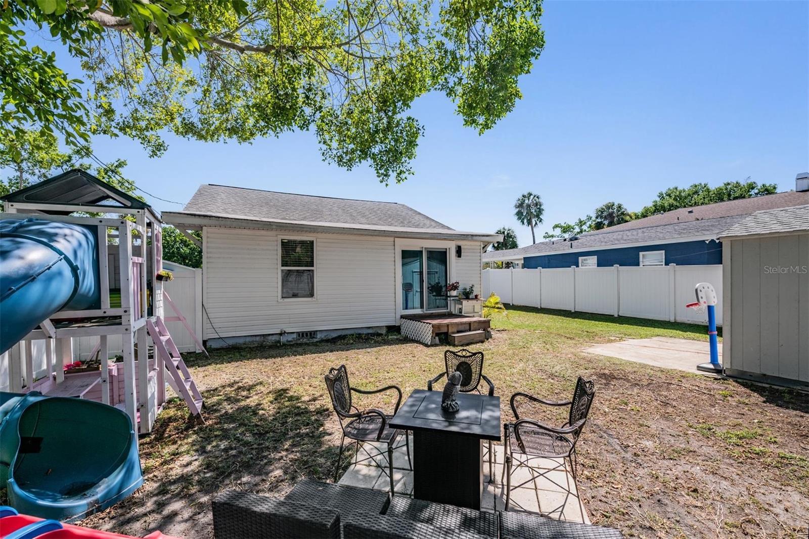 1875 MICHIGAN AVE NE, ST PETERSBURG, FL, 33703