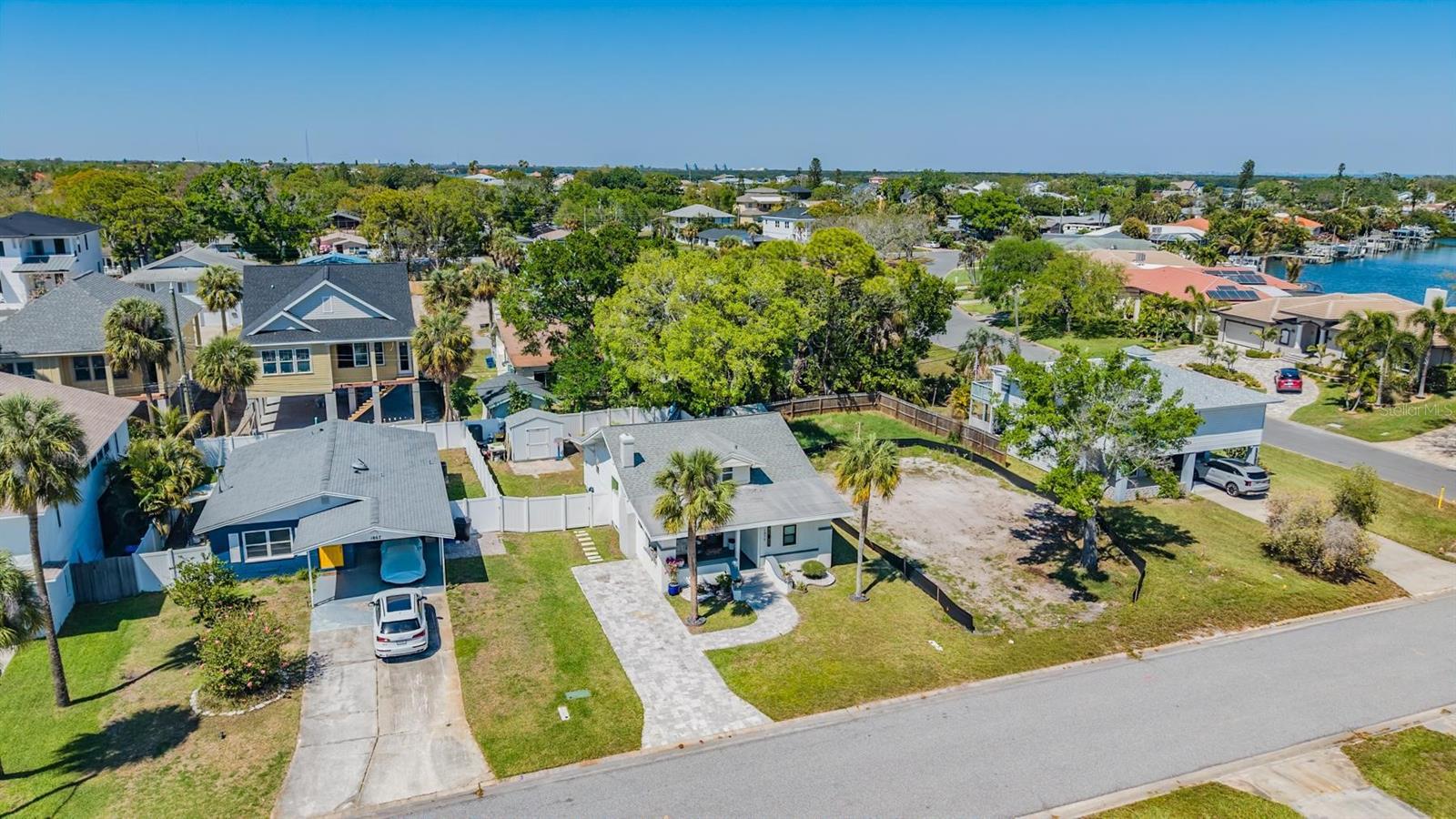 1875 MICHIGAN AVE NE, ST PETERSBURG, FL, 33703