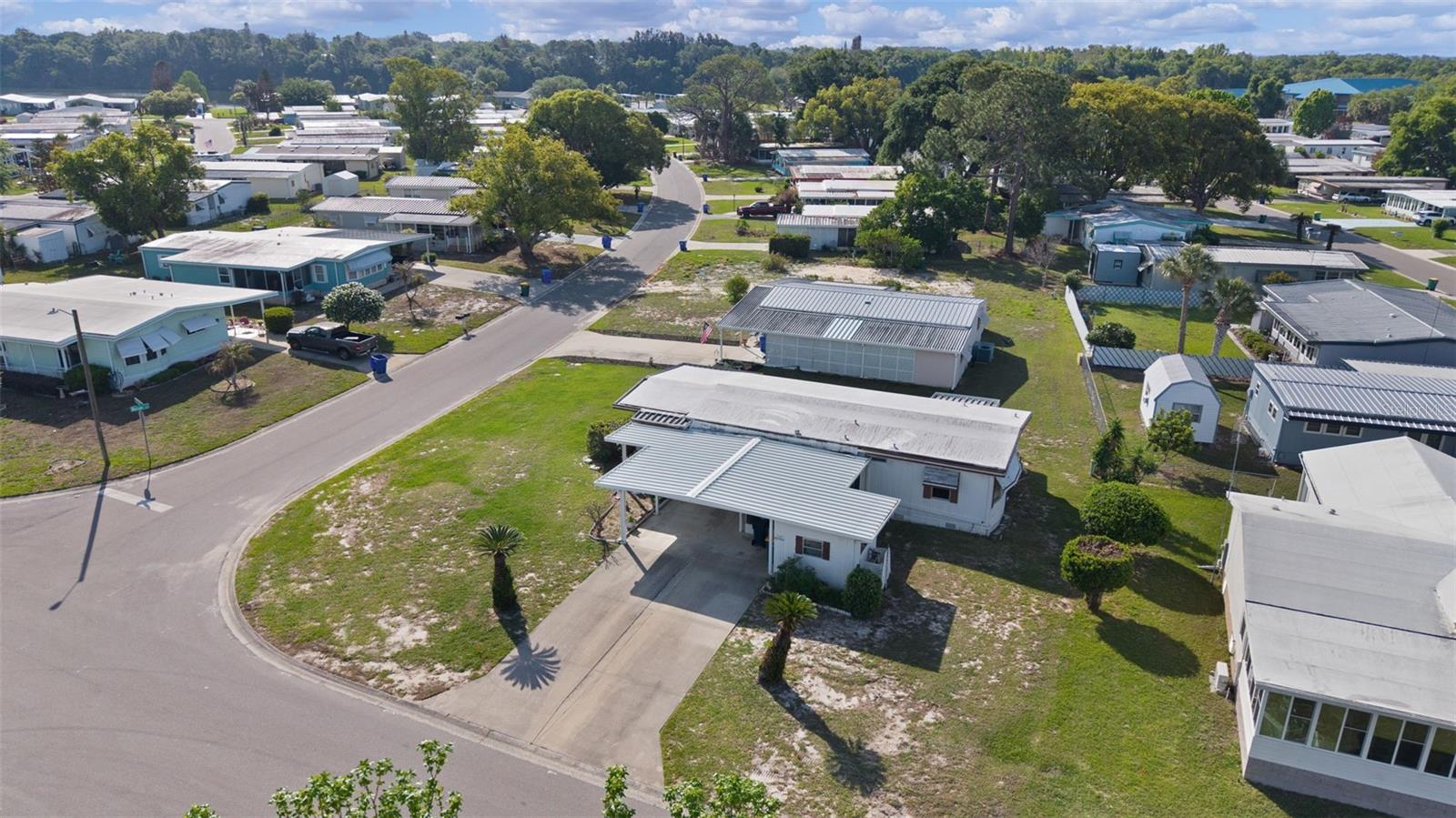 1227 NASSAU CIR, TAVARES, FL, 32778