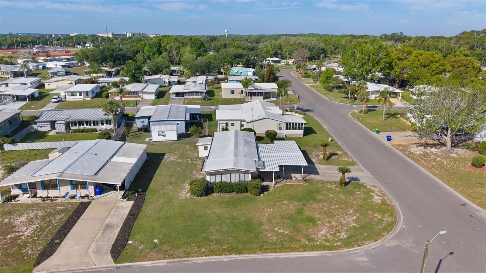 1227 NASSAU CIR, TAVARES, FL, 32778
