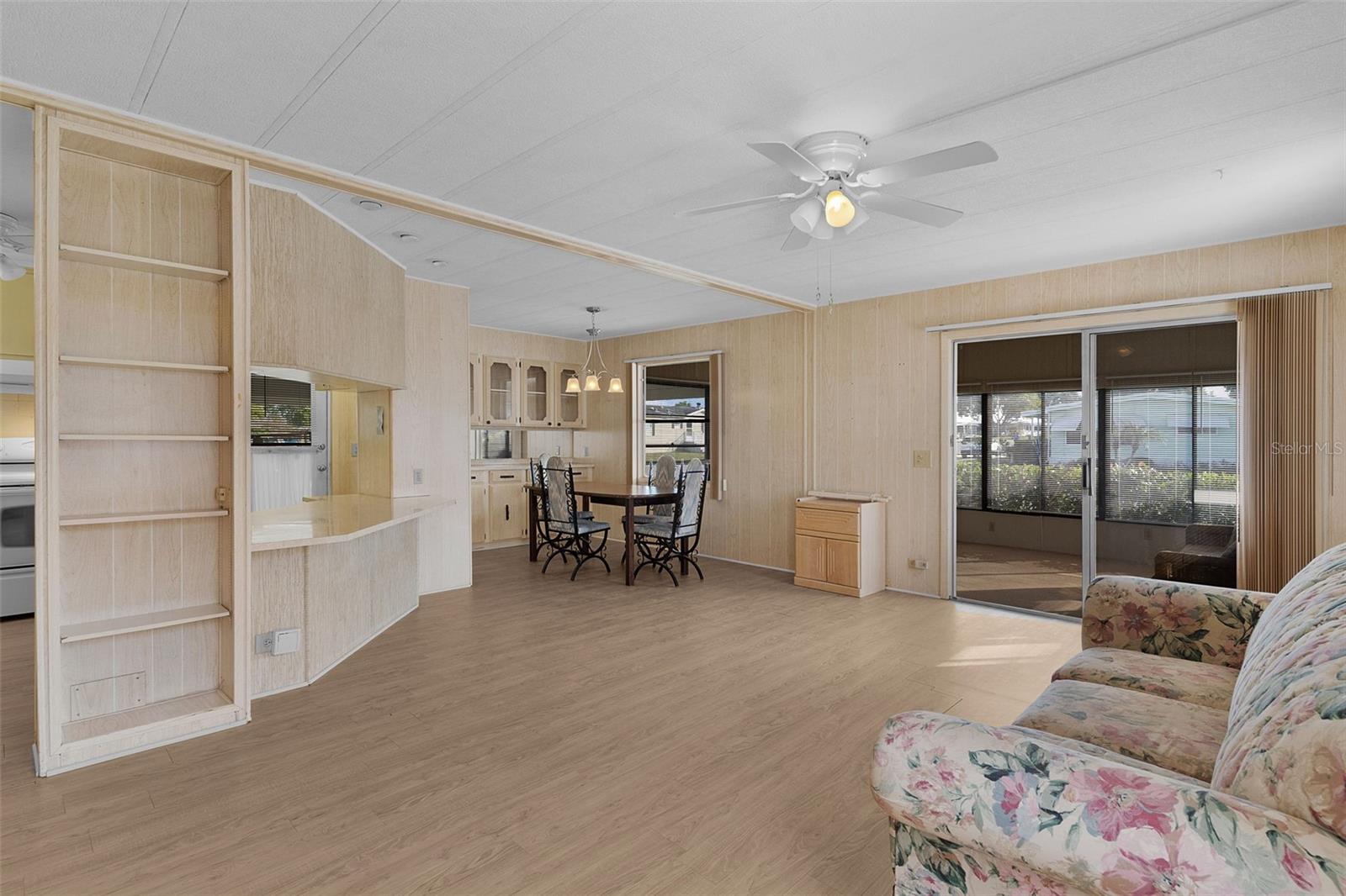 1227 NASSAU CIR, TAVARES, FL, 32778