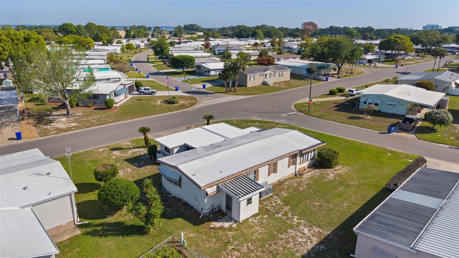 1227 NASSAU CIR, TAVARES, FL, 32778