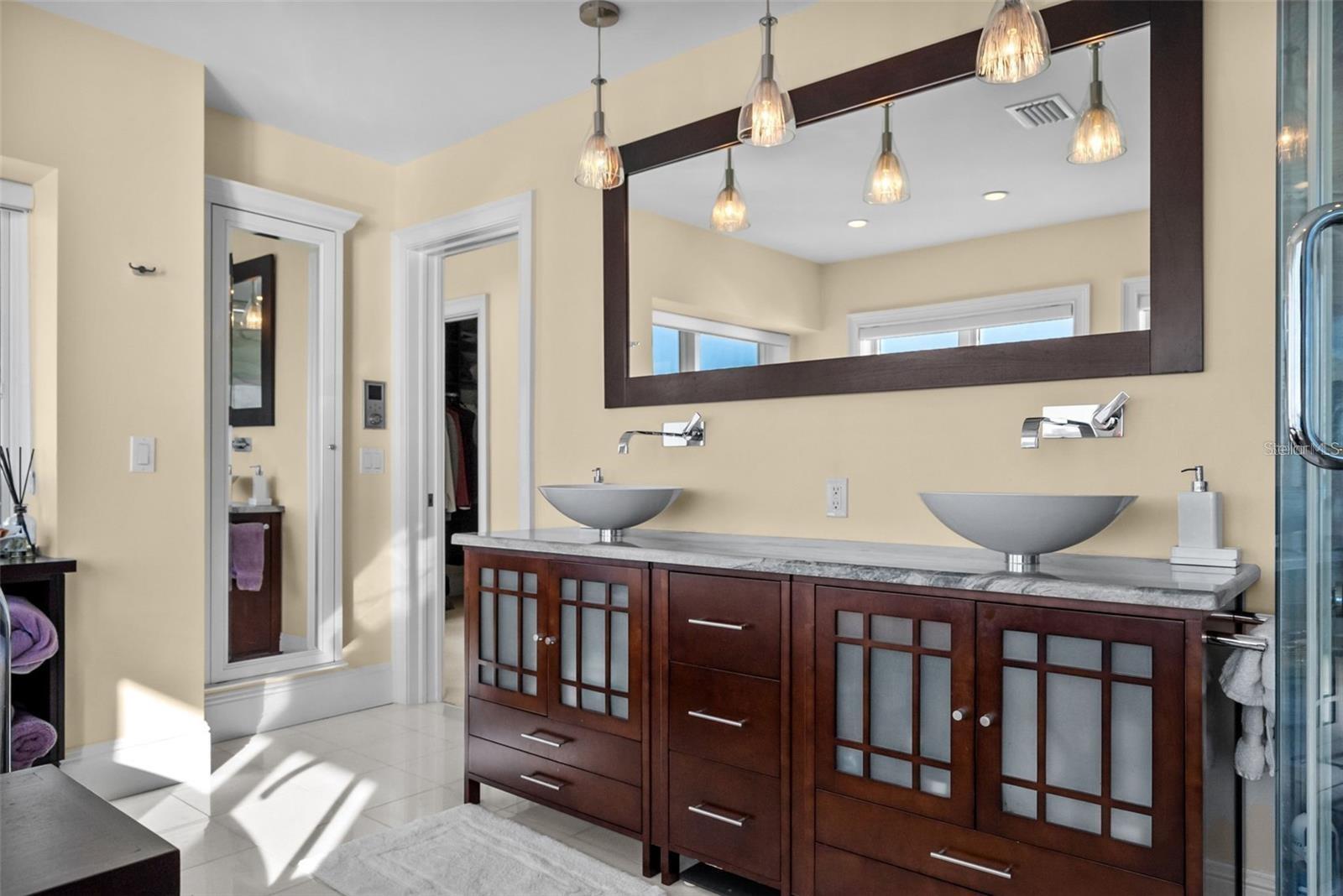 A4686535 Property Photo