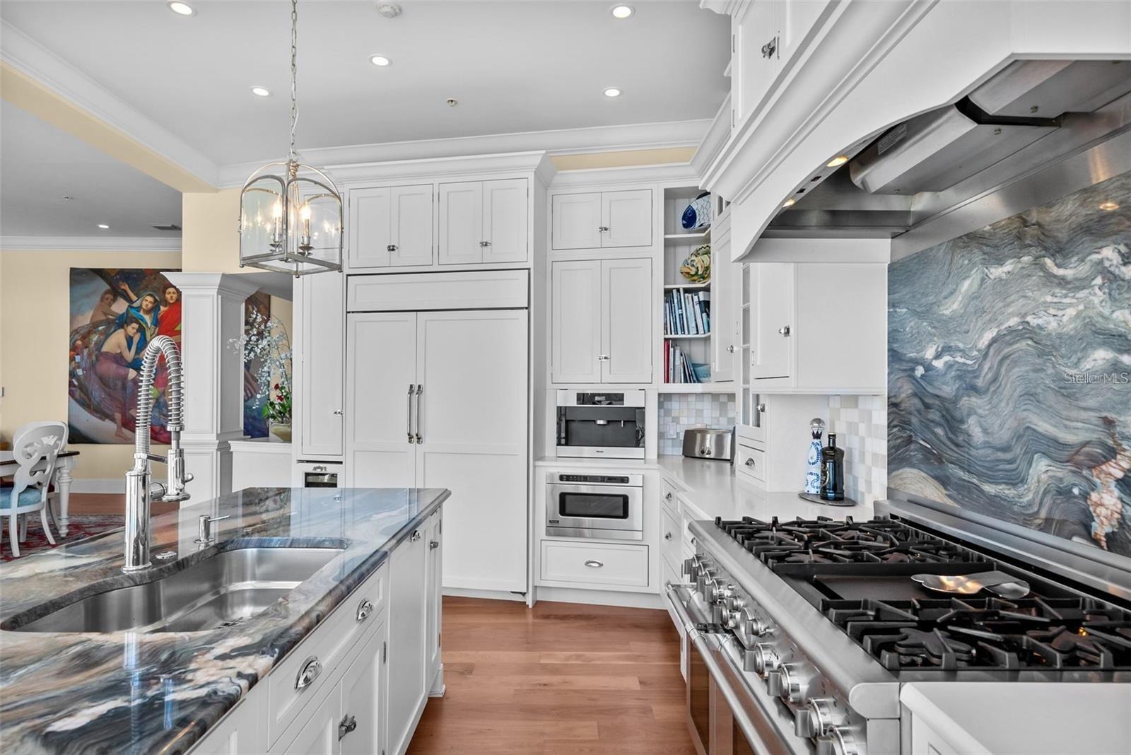 A4686535 Property Photo