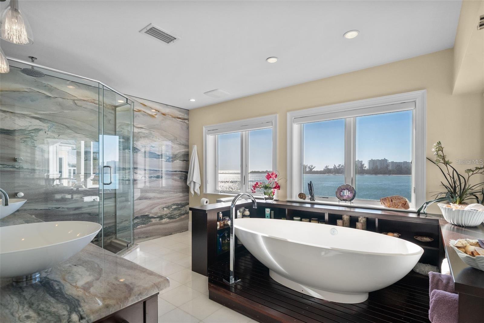 A4686535 Property Photo