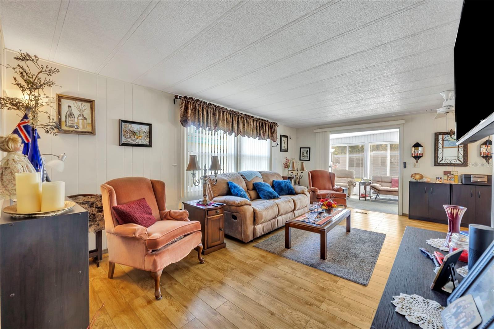 223 PARADISE S, LEESBURG, FL, 34788