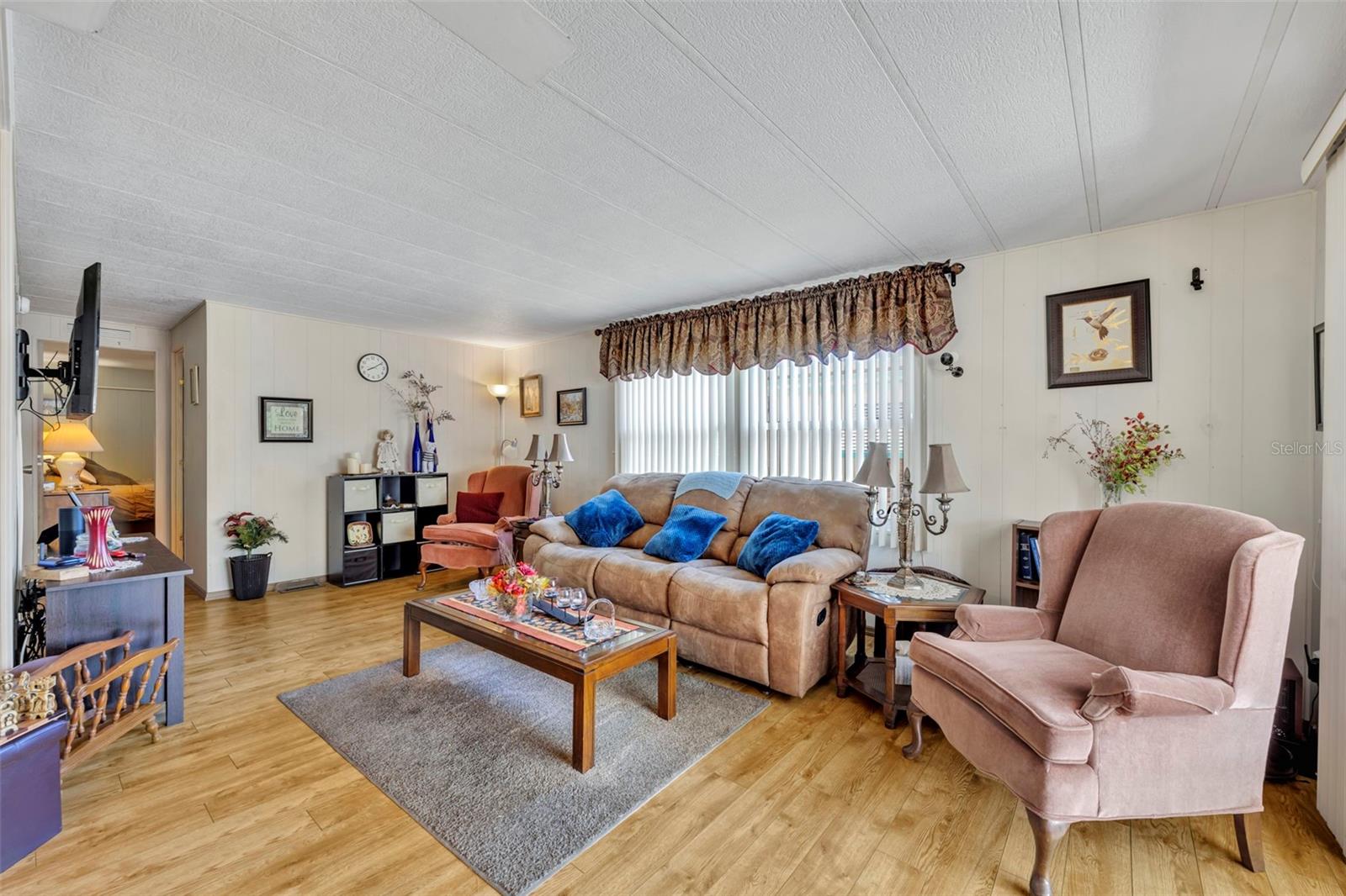 223 PARADISE S, LEESBURG, FL, 34788