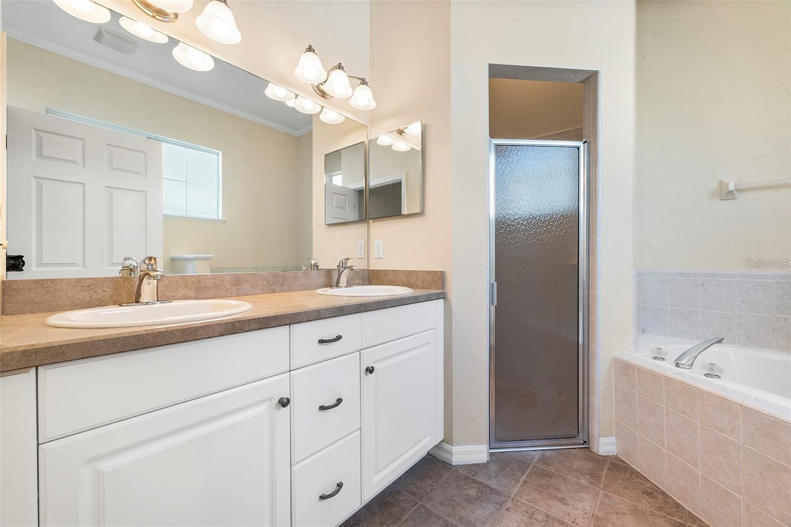 8668 SW 77TH AVE, GAINESVILLE, FL, 32608