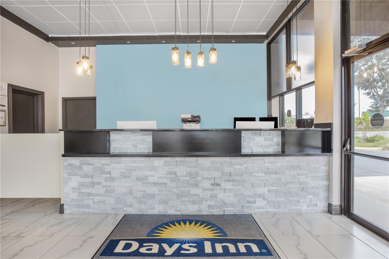 8245 S US-17-92 HWY, CASSELBERRY, FL, 32730