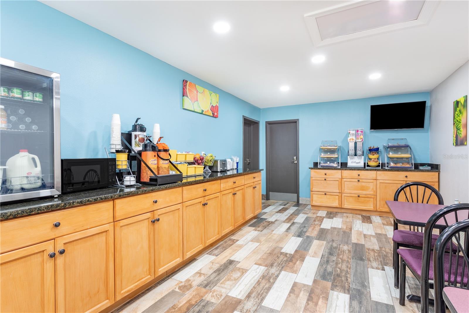 8245 S US-17-92 HWY, CASSELBERRY, FL, 32730