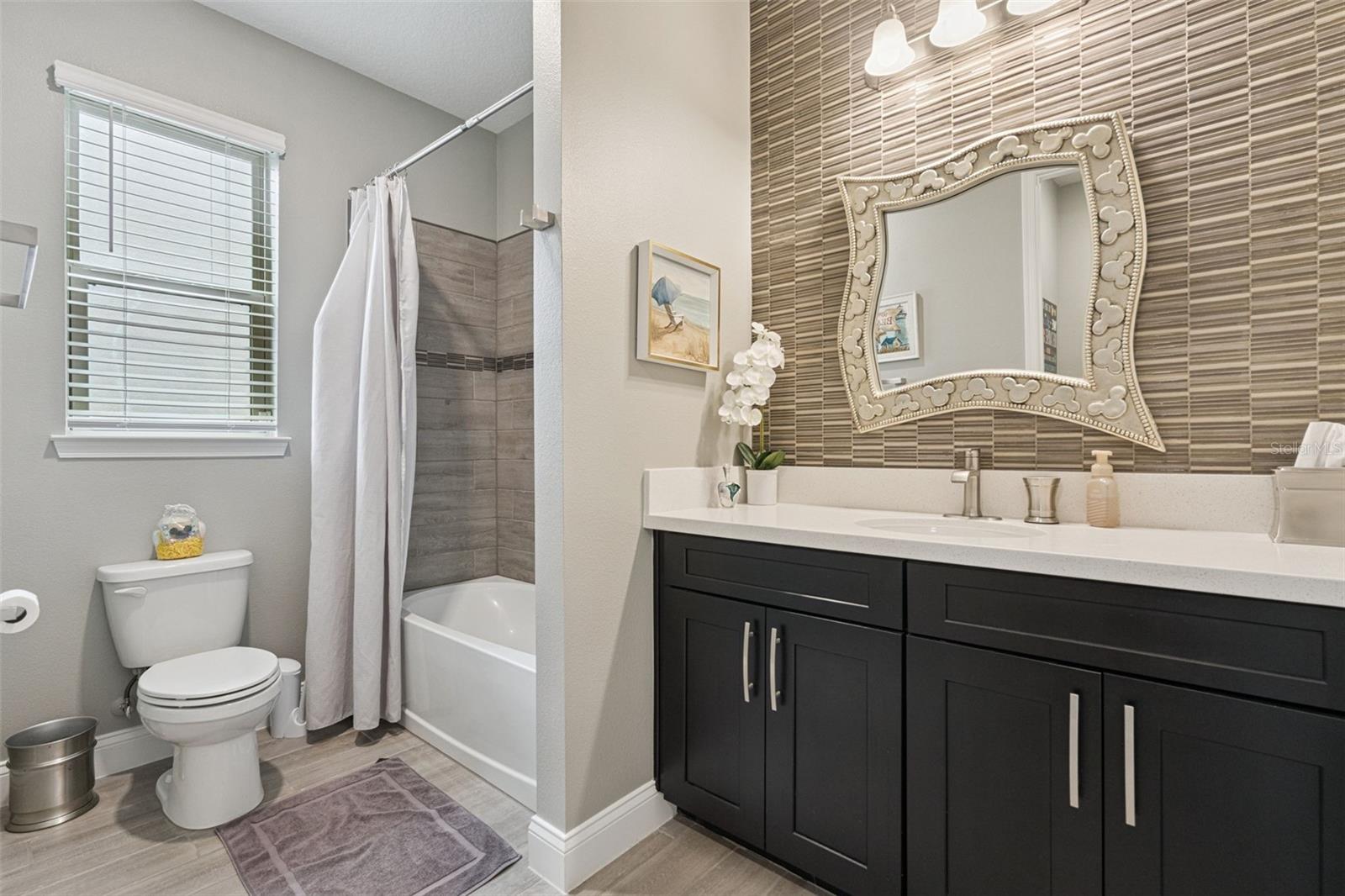 8415 VIVARO ISLE WAY, WINDERMERE, FL, 34786