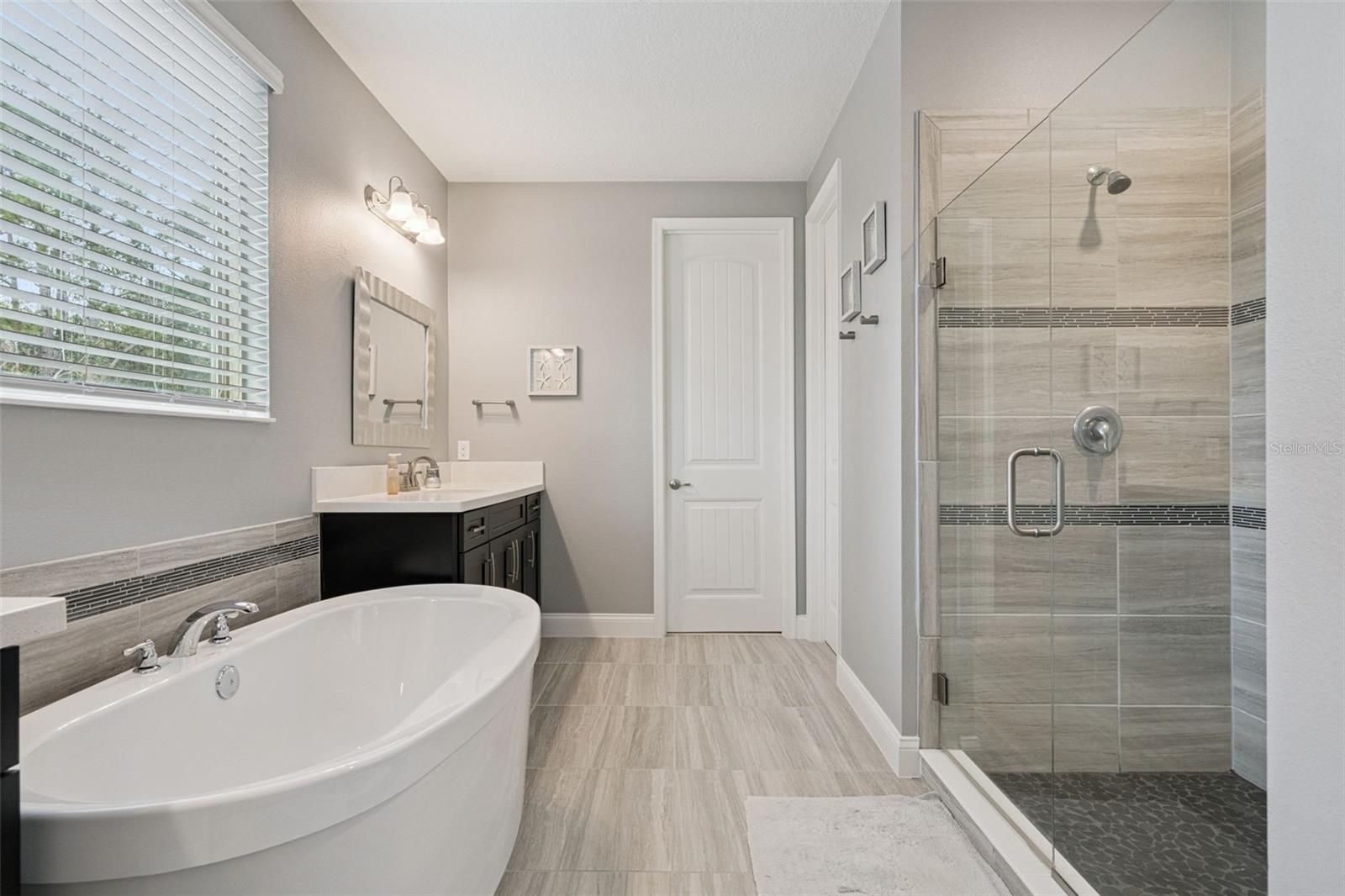 8415 VIVARO ISLE WAY, WINDERMERE, FL, 34786
