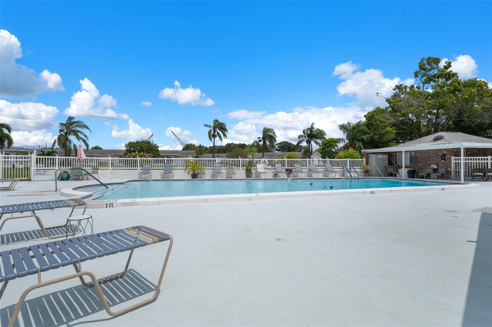 5107 PARK LAKE DR N, PINELLAS PARK, FL, 33782