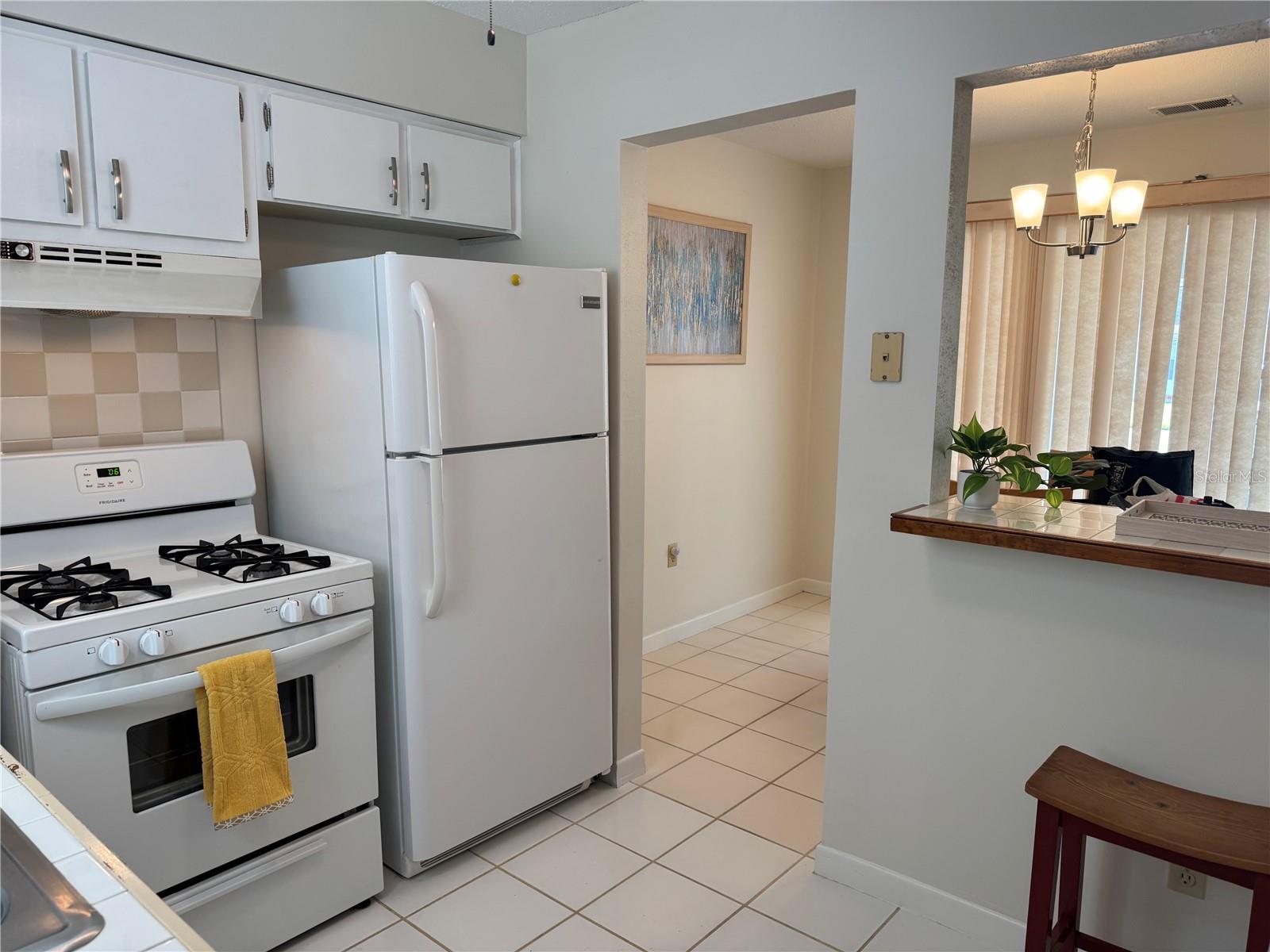 5107 PARK LAKE DR N, PINELLAS PARK, FL, 33782