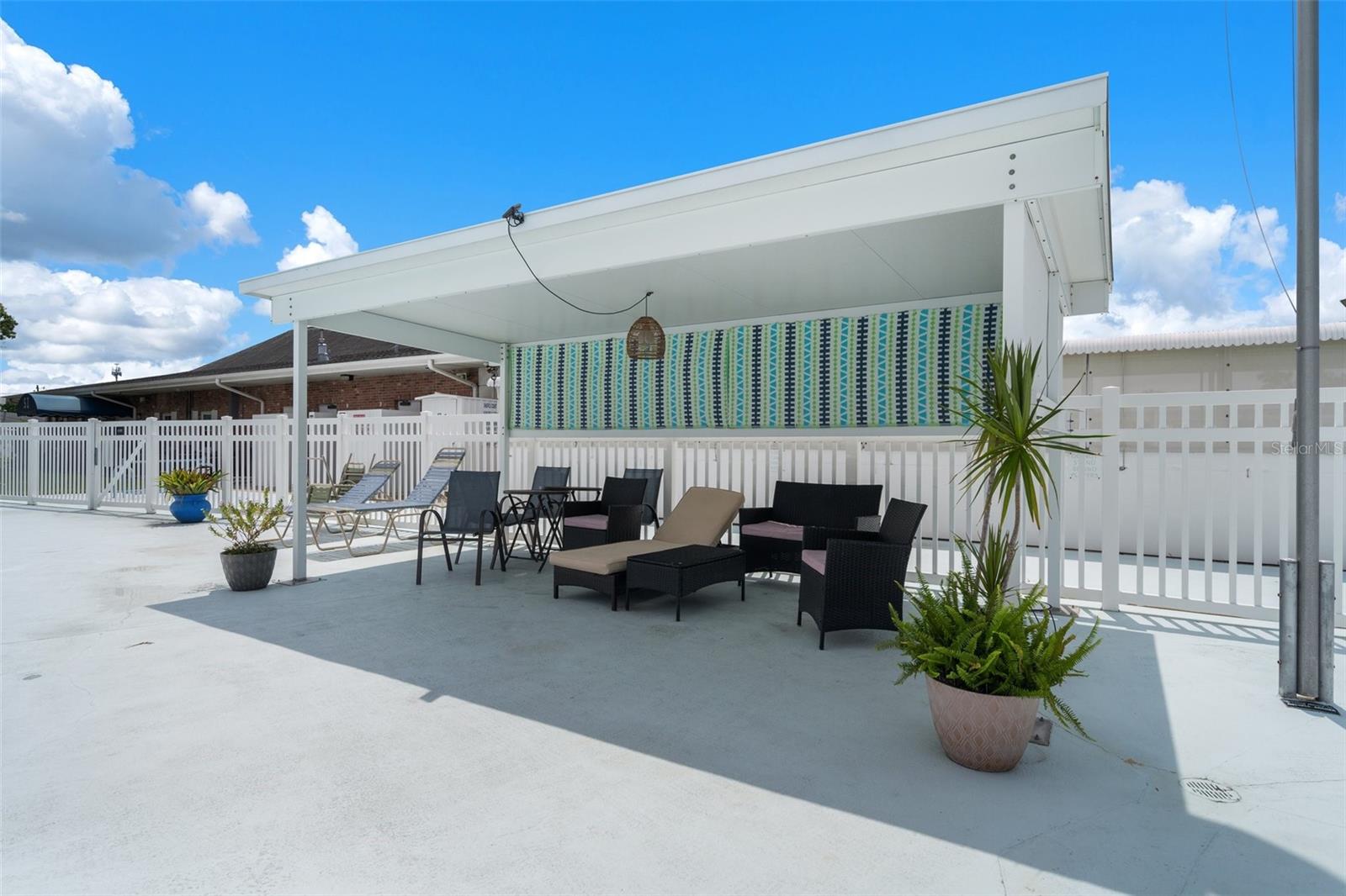 5107 PARK LAKE DR N, PINELLAS PARK, FL, 33782