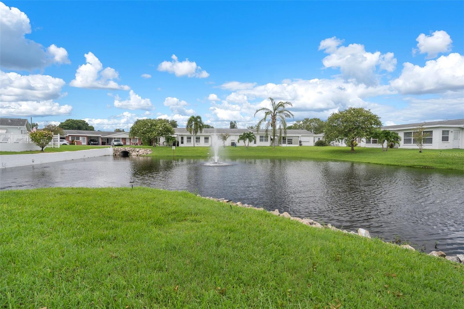 5107 PARK LAKE DR N, PINELLAS PARK, FL, 33782