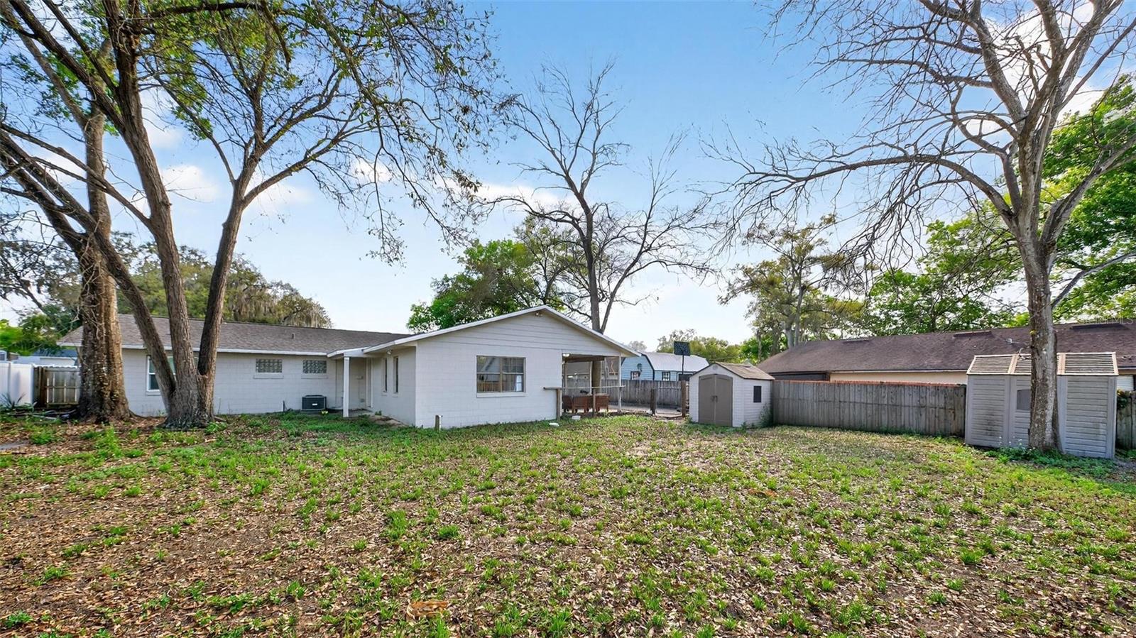 106 PORTLAND ST, EUSTIS, FL, 32726