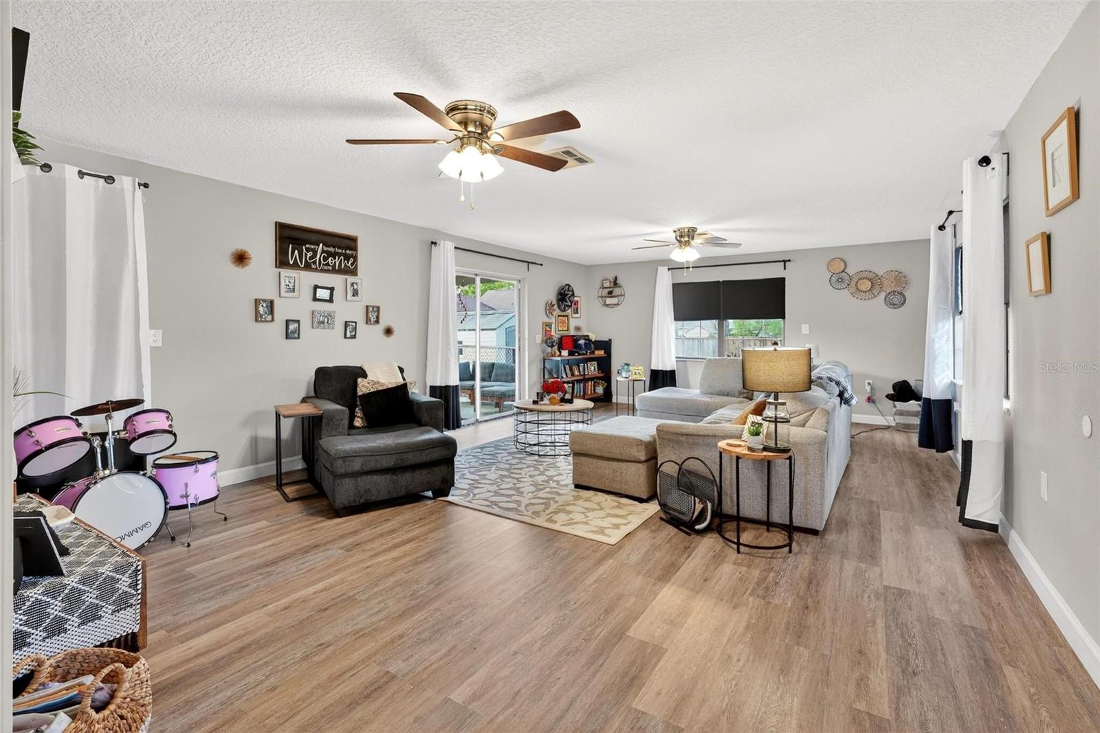 106 PORTLAND ST, EUSTIS, FL, 32726