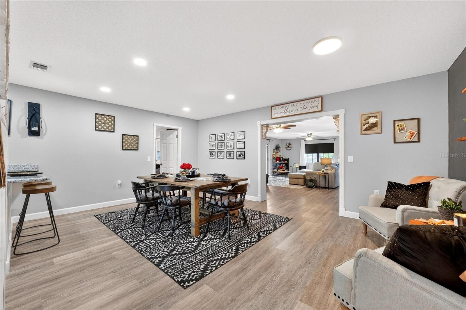 106 PORTLAND ST, EUSTIS, FL, 32726