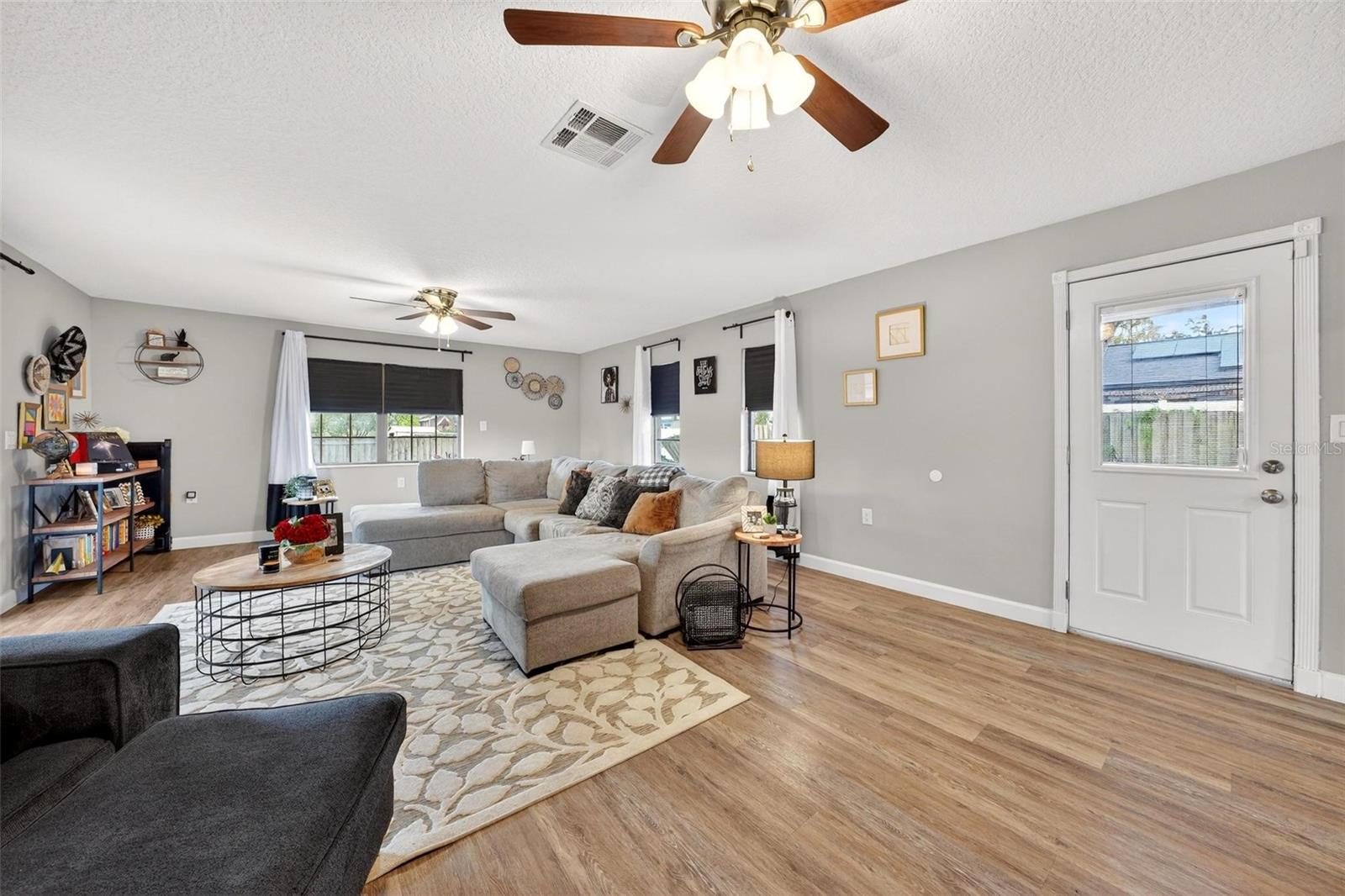 106 PORTLAND ST, EUSTIS, FL, 32726