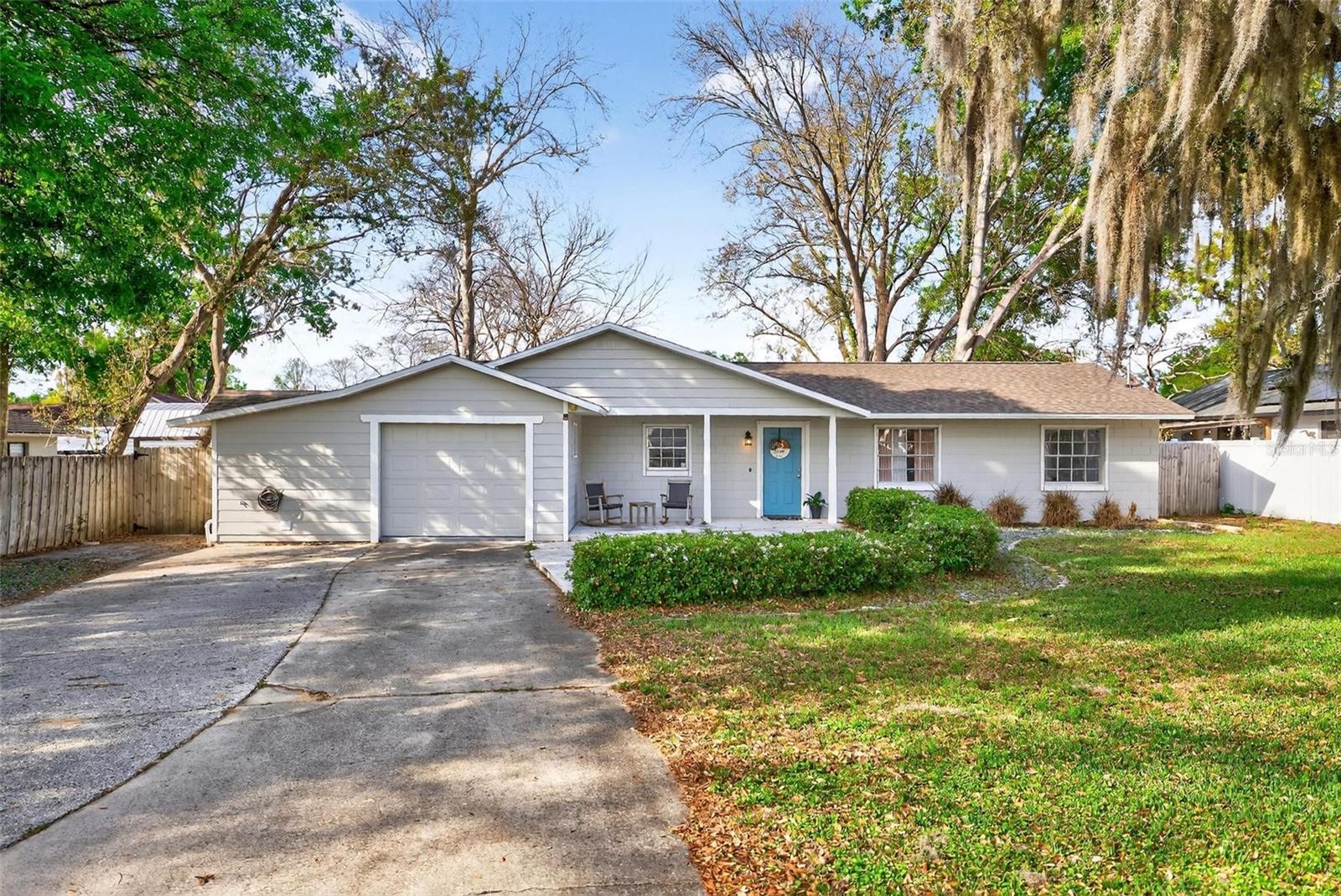 106 PORTLAND ST, EUSTIS, FL, 32726