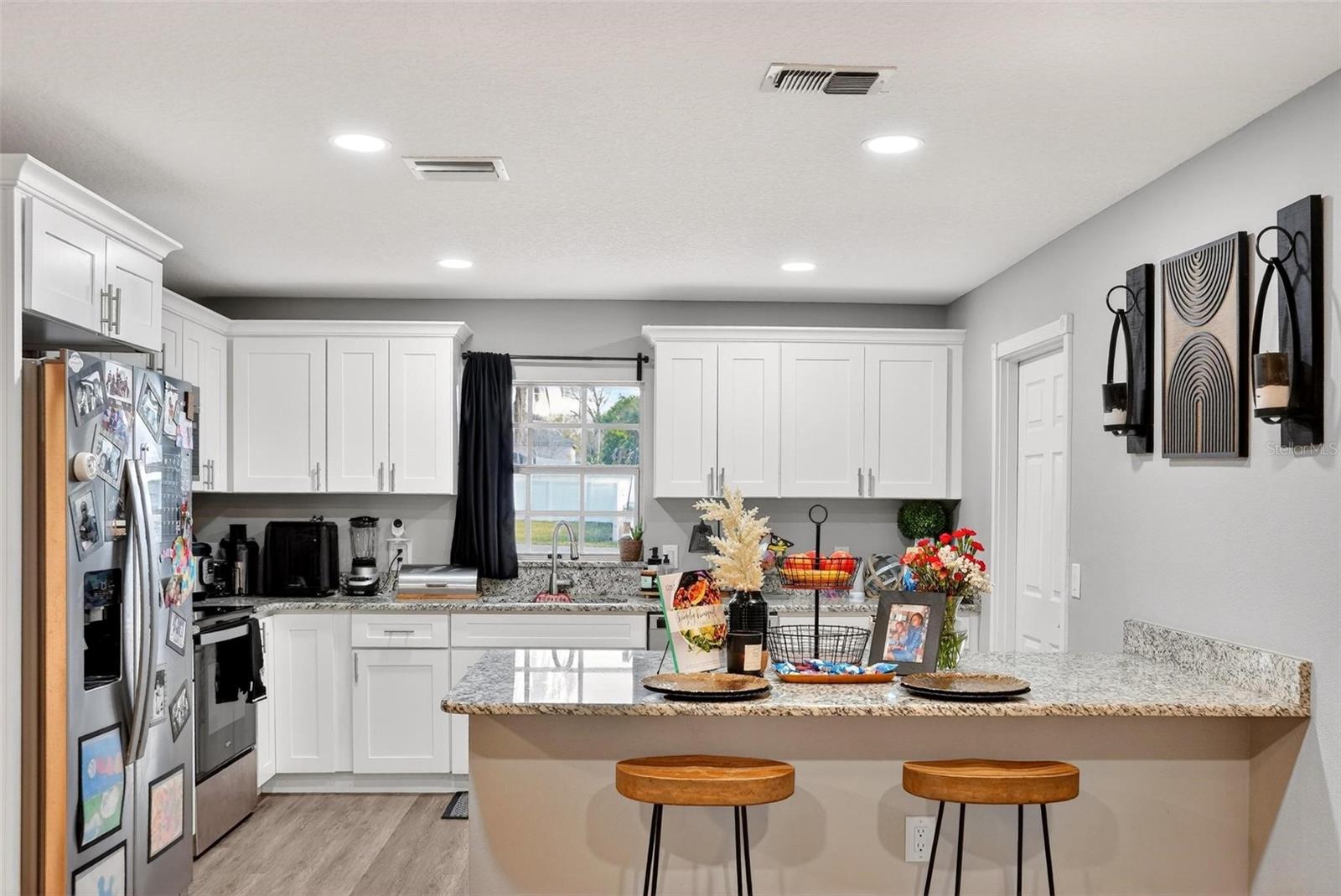 106 PORTLAND ST, EUSTIS, FL, 32726
