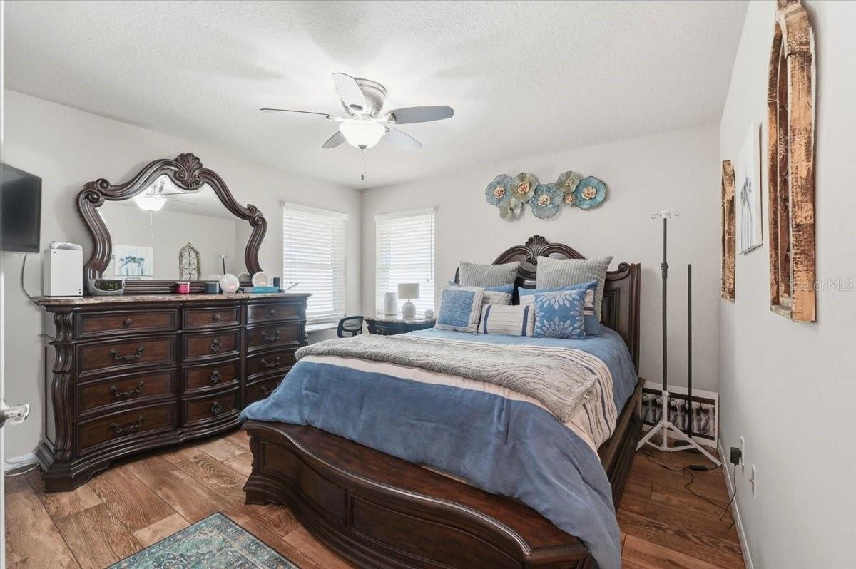 2000 LAKE ARIANA BLVD, AUBURNDALE, FL, 33823