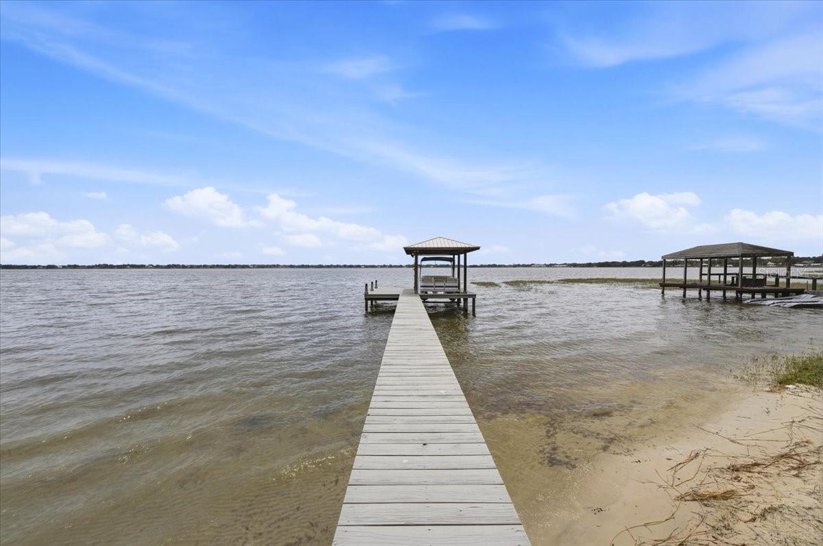 2000 LAKE ARIANA BLVD, AUBURNDALE, FL, 33823