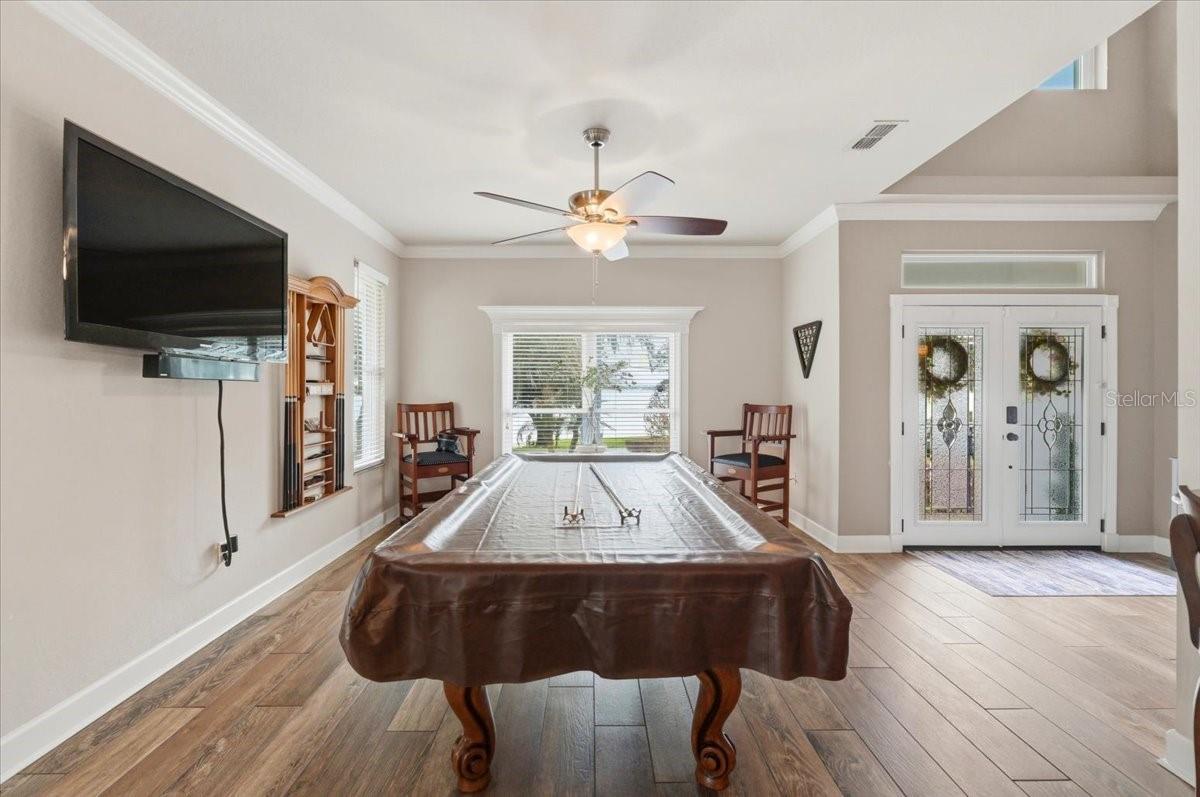 2000 LAKE ARIANA BLVD, AUBURNDALE, FL, 33823