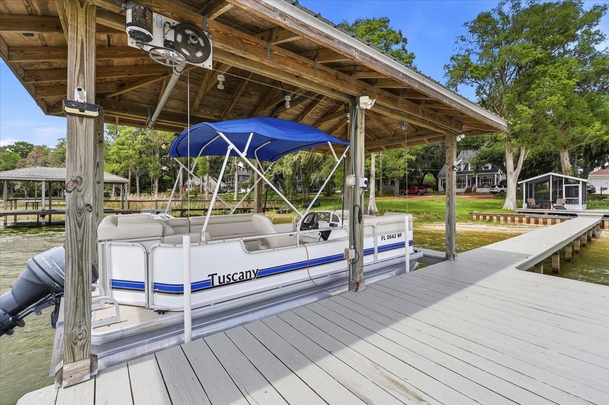2000 LAKE ARIANA BLVD, AUBURNDALE, FL, 33823
