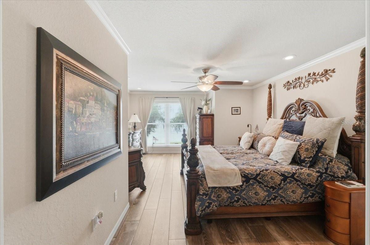 2000 LAKE ARIANA BLVD, AUBURNDALE, FL, 33823