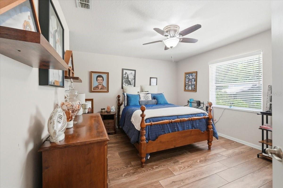 2000 LAKE ARIANA BLVD, AUBURNDALE, FL, 33823