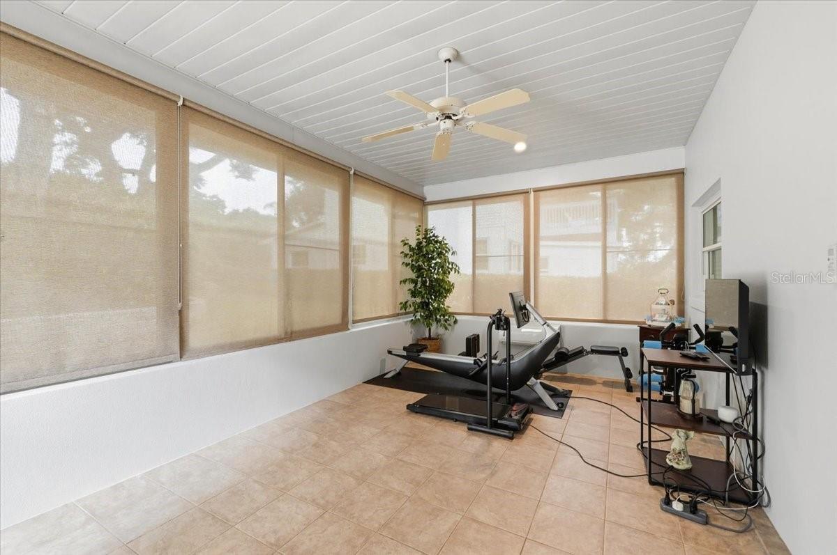 2000 LAKE ARIANA BLVD, AUBURNDALE, FL, 33823