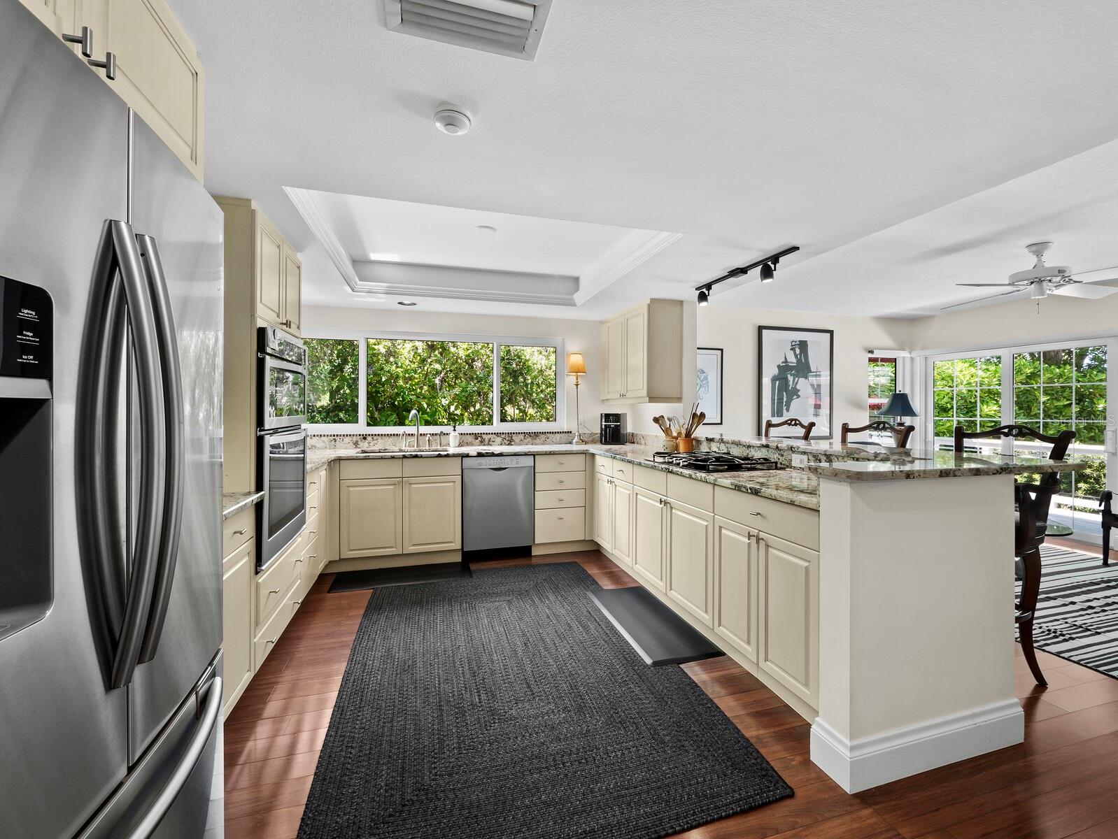 3466 WINDING OAKS DR #35, LONGBOAT KEY, FL, 34228