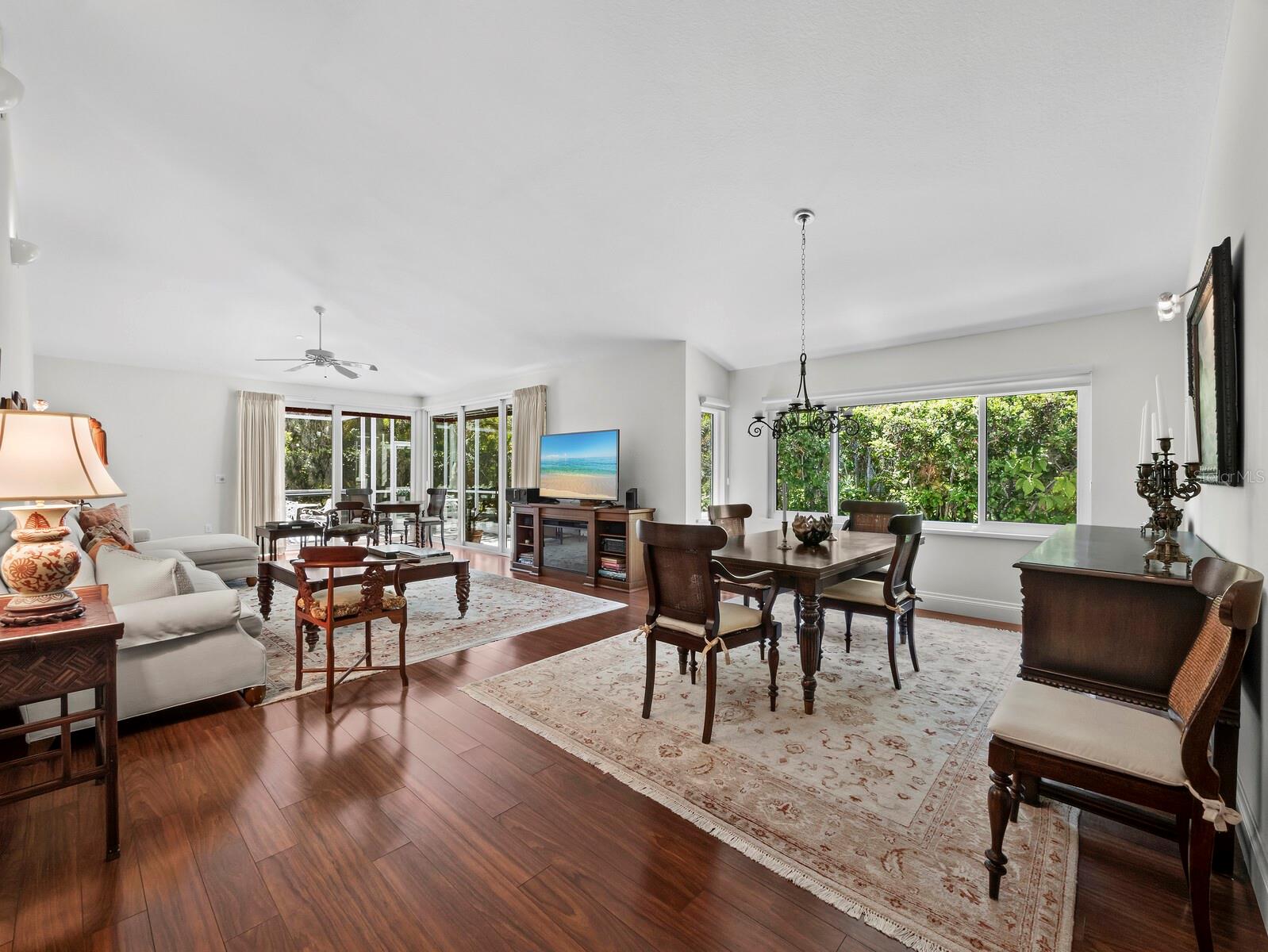 3466 WINDING OAKS DR #35, LONGBOAT KEY, FL, 34228