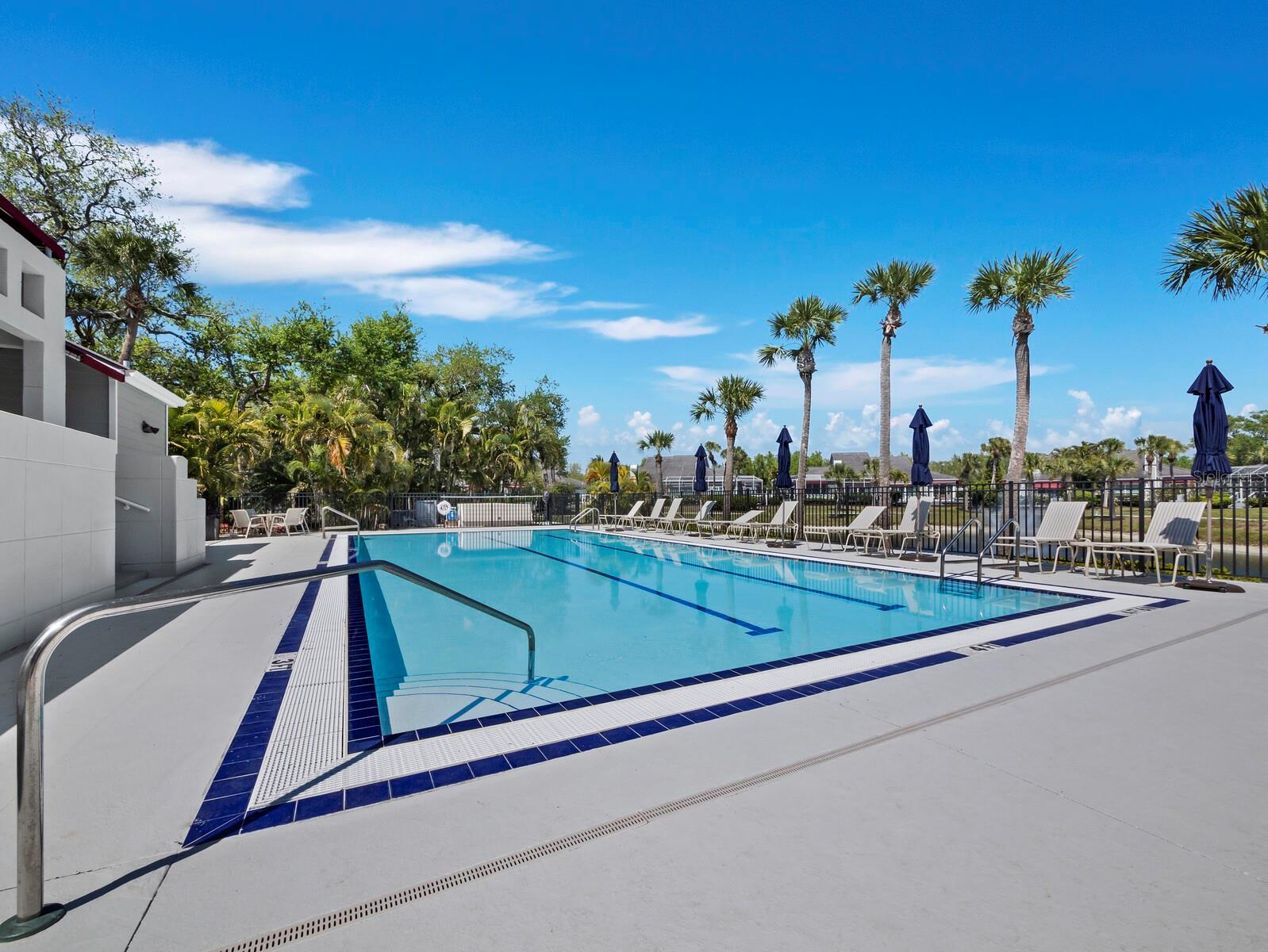 3466 WINDING OAKS DR #35, LONGBOAT KEY, FL, 34228
