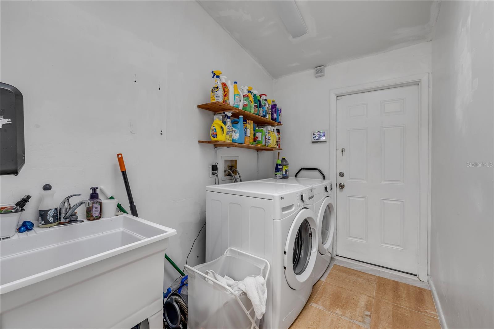 2 WINDERMERE PL, PALM COAST, FL, 32164