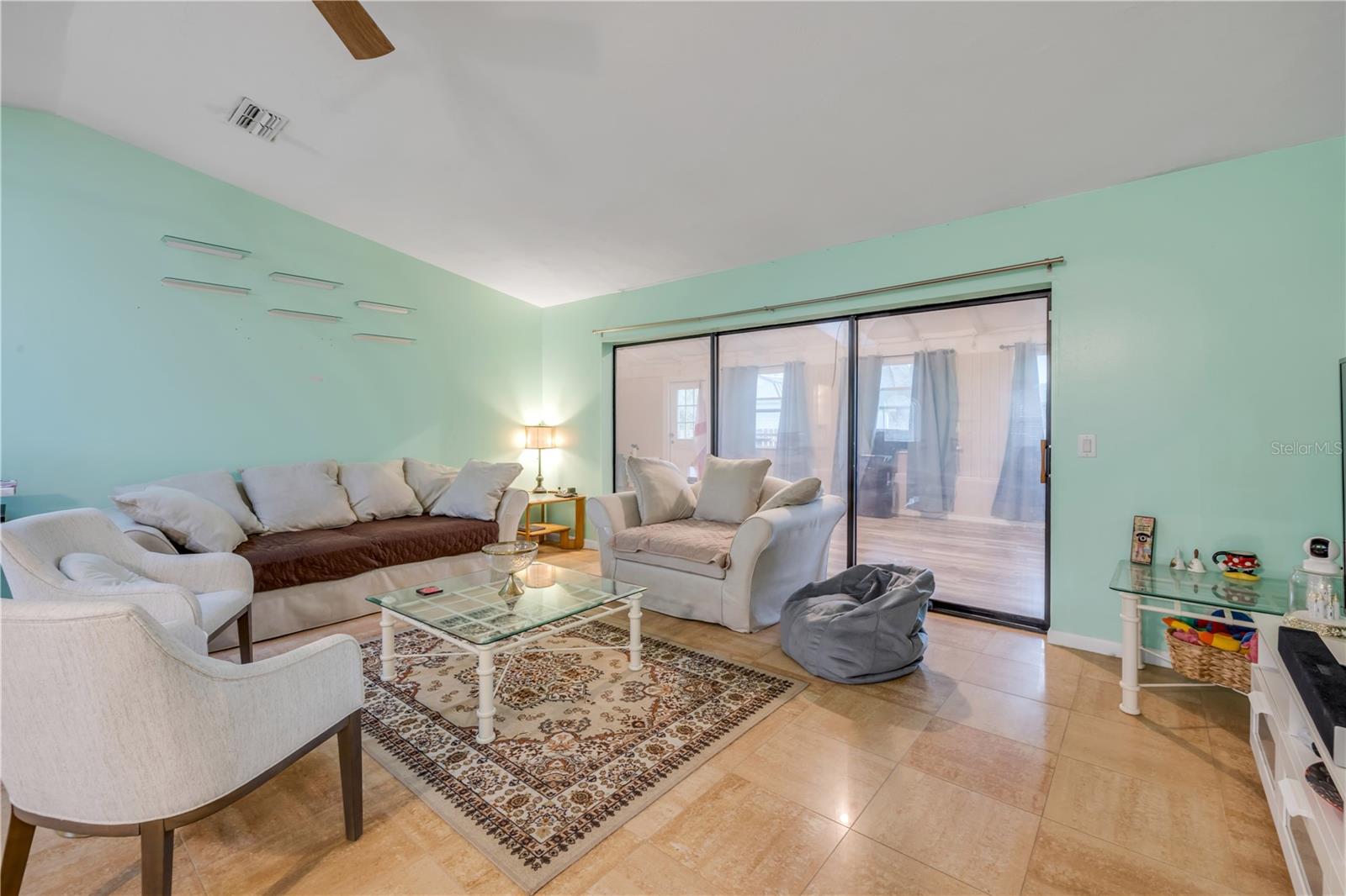 2 WINDERMERE PL, PALM COAST, FL, 32164