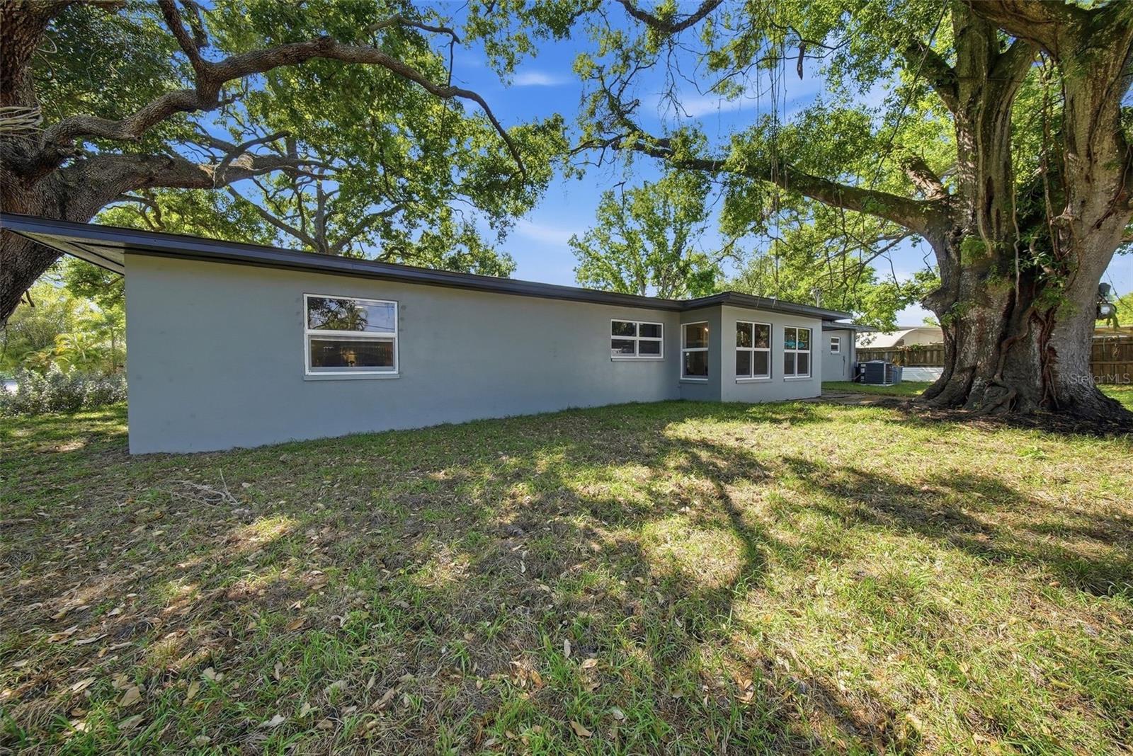 1125 77TH ST N, ST PETERSBURG, FL, 33710
