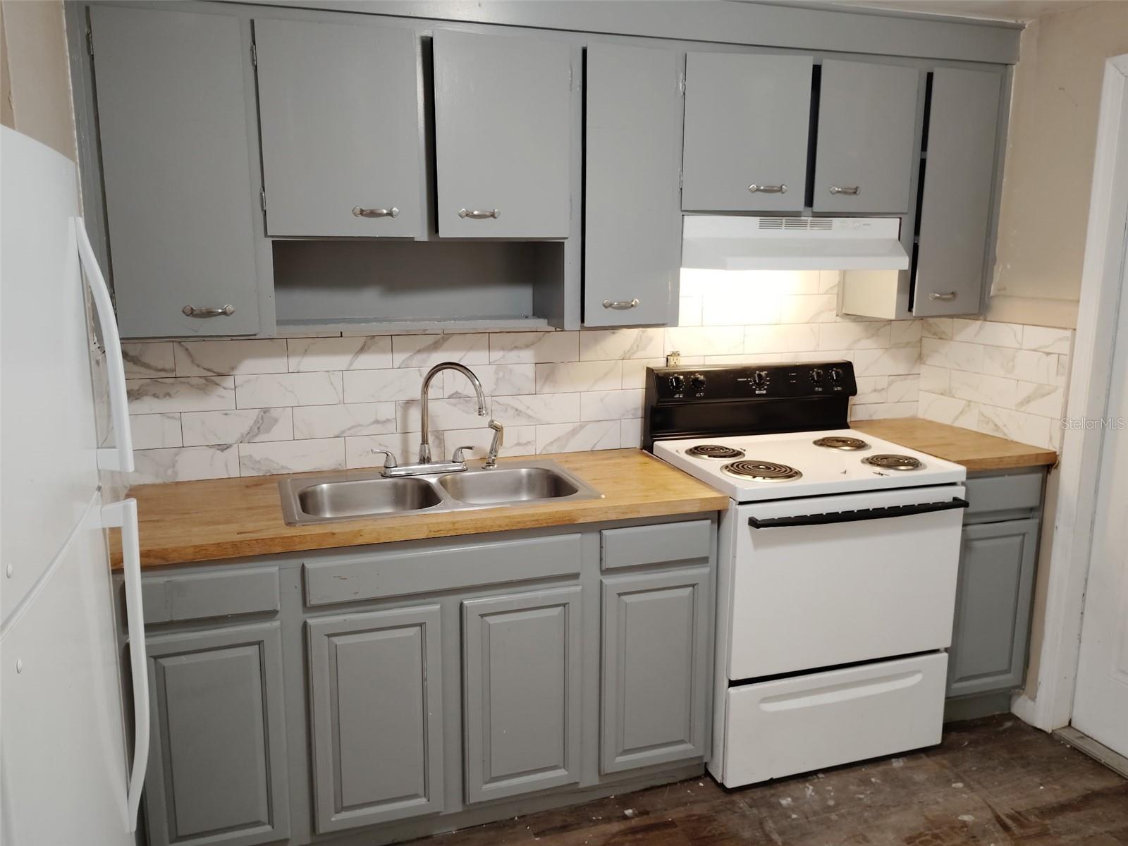 LIGHTSEYS C B ADD, FORT MEADE, FL, 33841